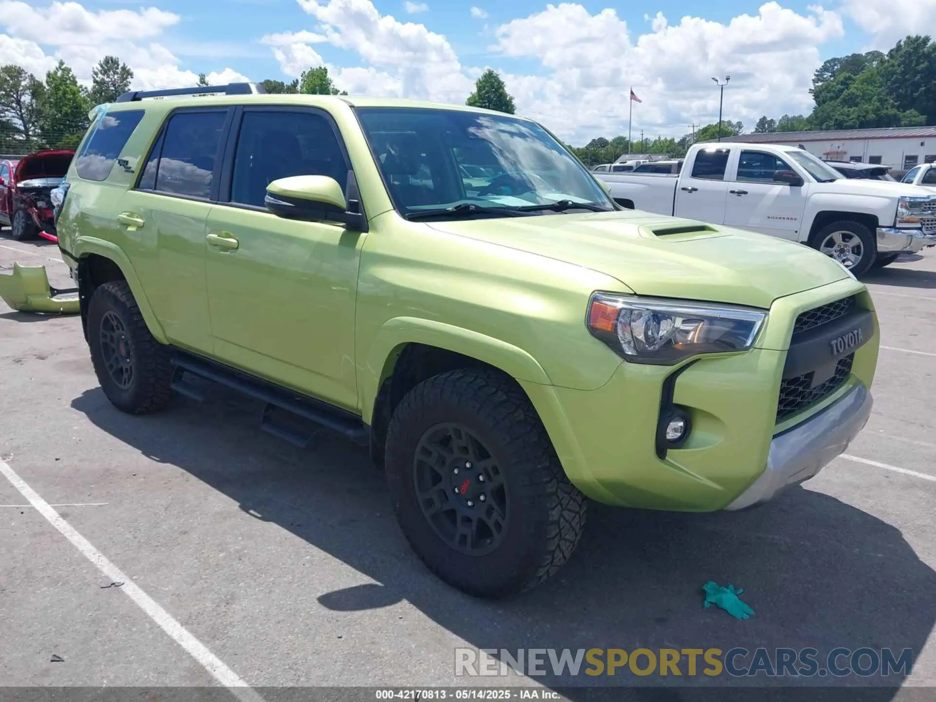 1 Photograph of a damaged car JTERU5JR0P6096303 TOYOTA 4RUNNER 2023