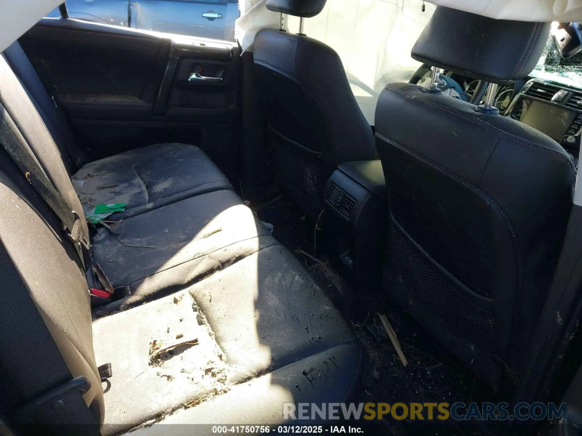 8 Photograph of a damaged car JTERU5JR1P6092244 TOYOTA 4RUNNER 2023