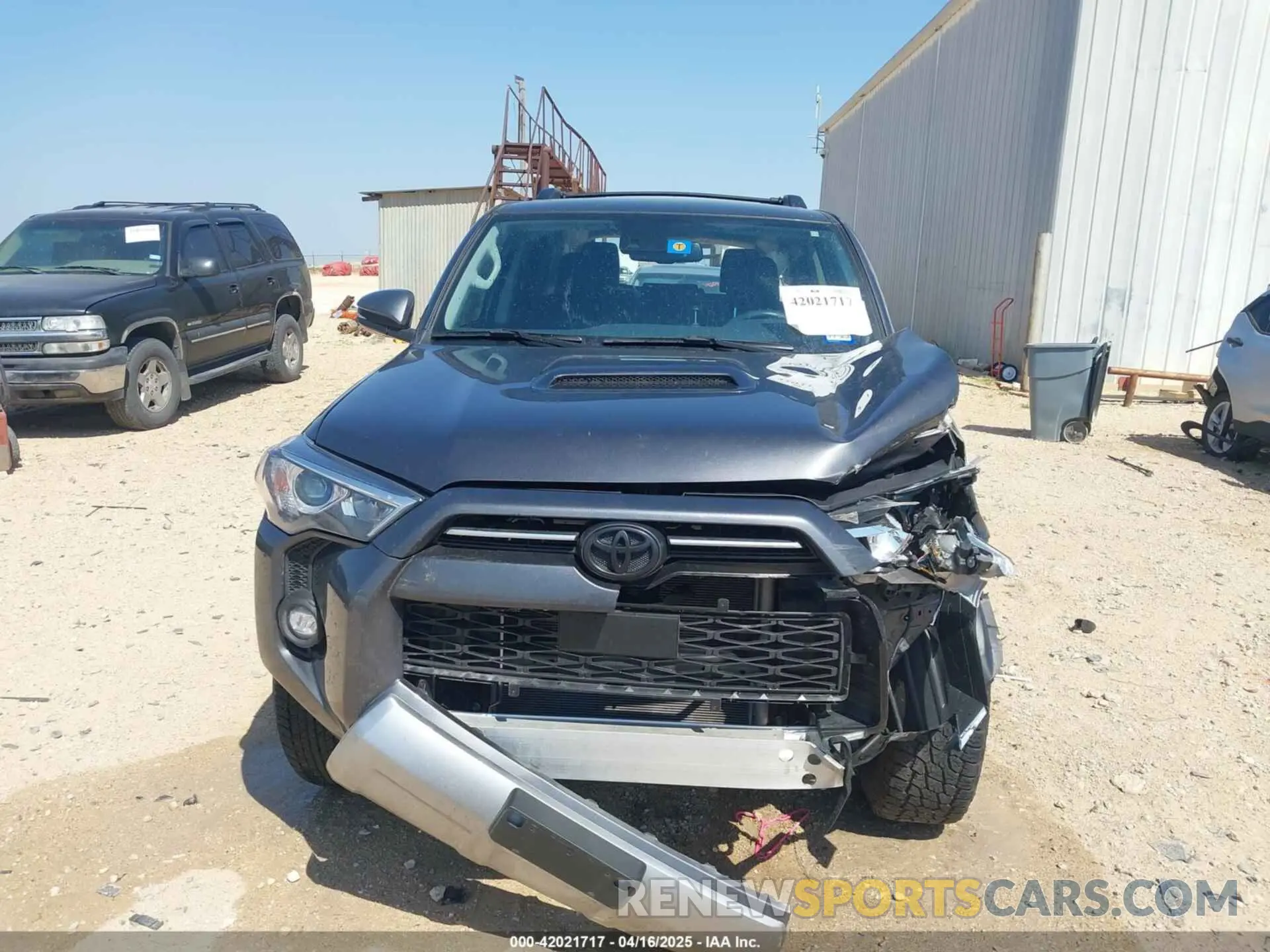 12 Photograph of a damaged car JTERU5JR1P6202743 TOYOTA 4RUNNER 2023