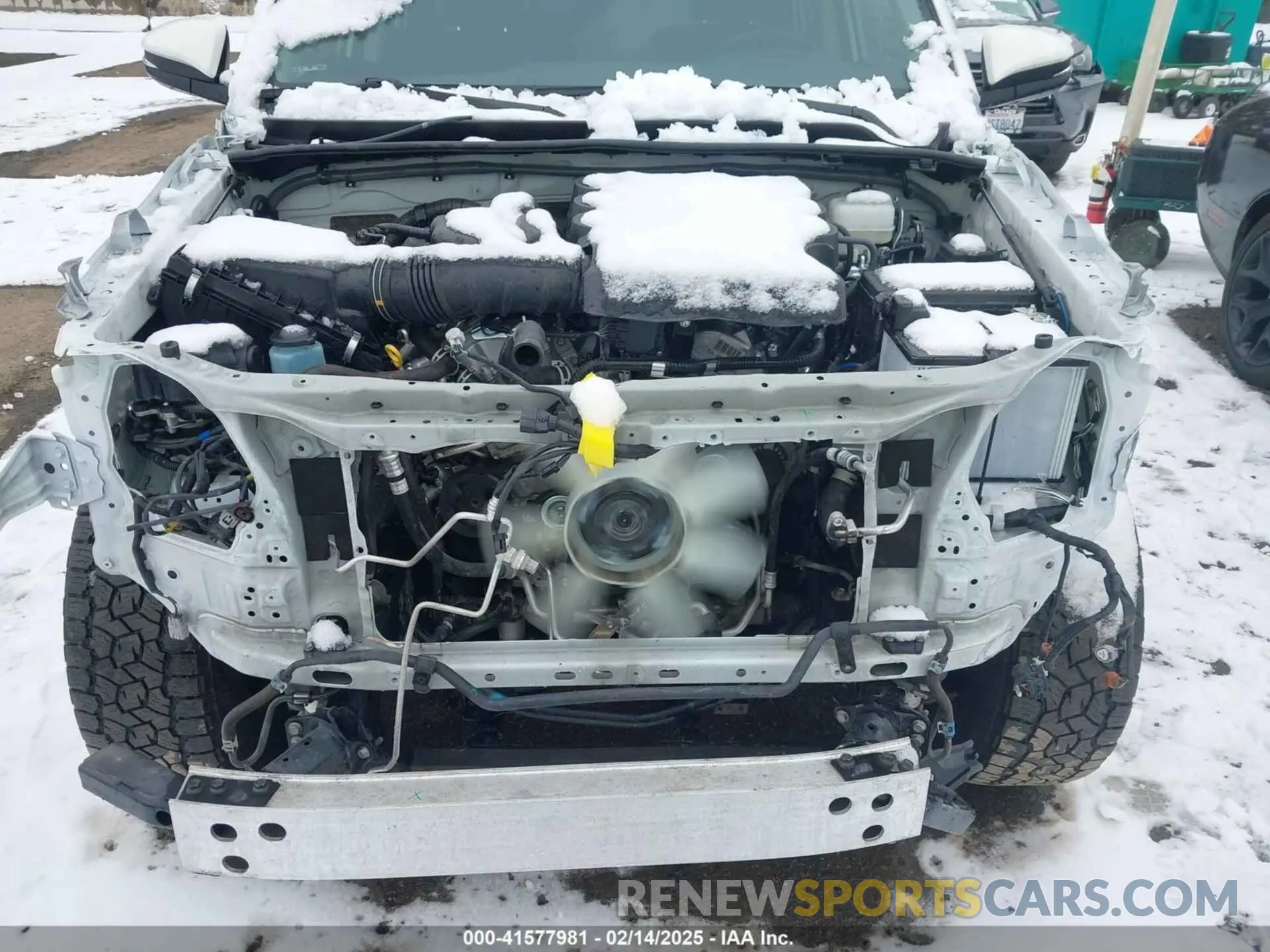 6 Photograph of a damaged car JTERU5JR2P6173804 TOYOTA 4RUNNER 2023