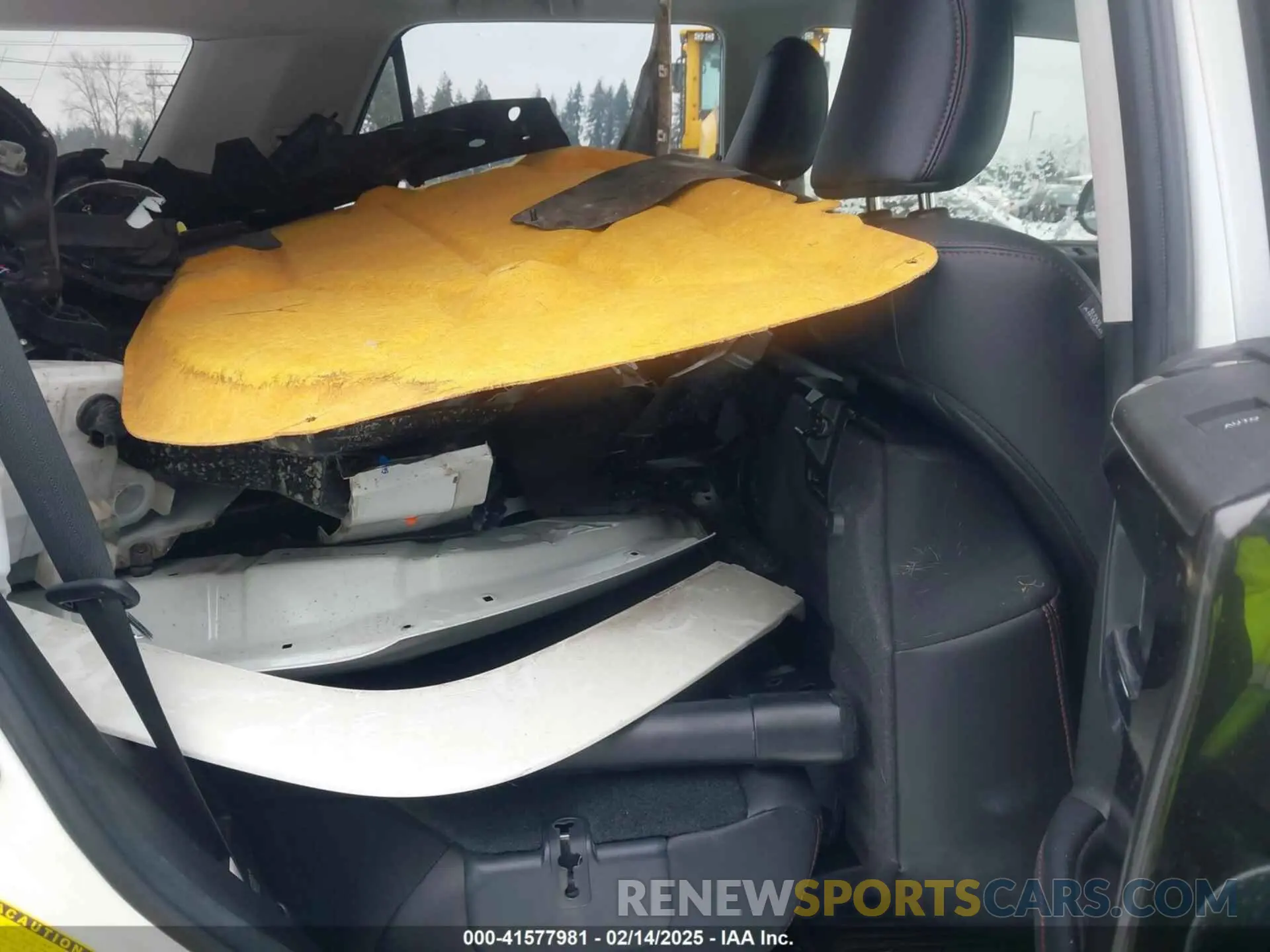 8 Photograph of a damaged car JTERU5JR2P6173804 TOYOTA 4RUNNER 2023