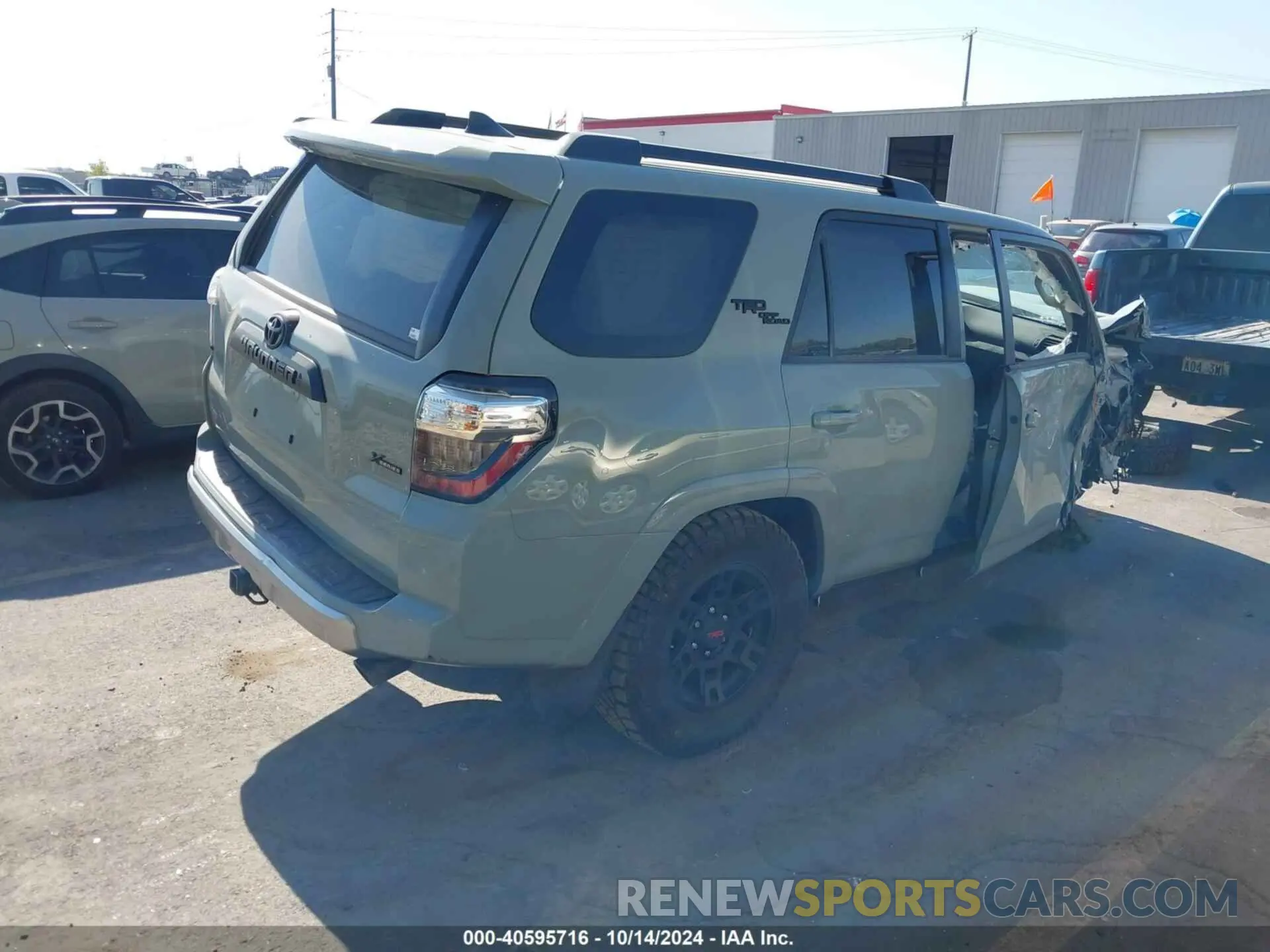 4 Photograph of a damaged car JTERU5JR2P6184446 TOYOTA 4RUNNER 2023