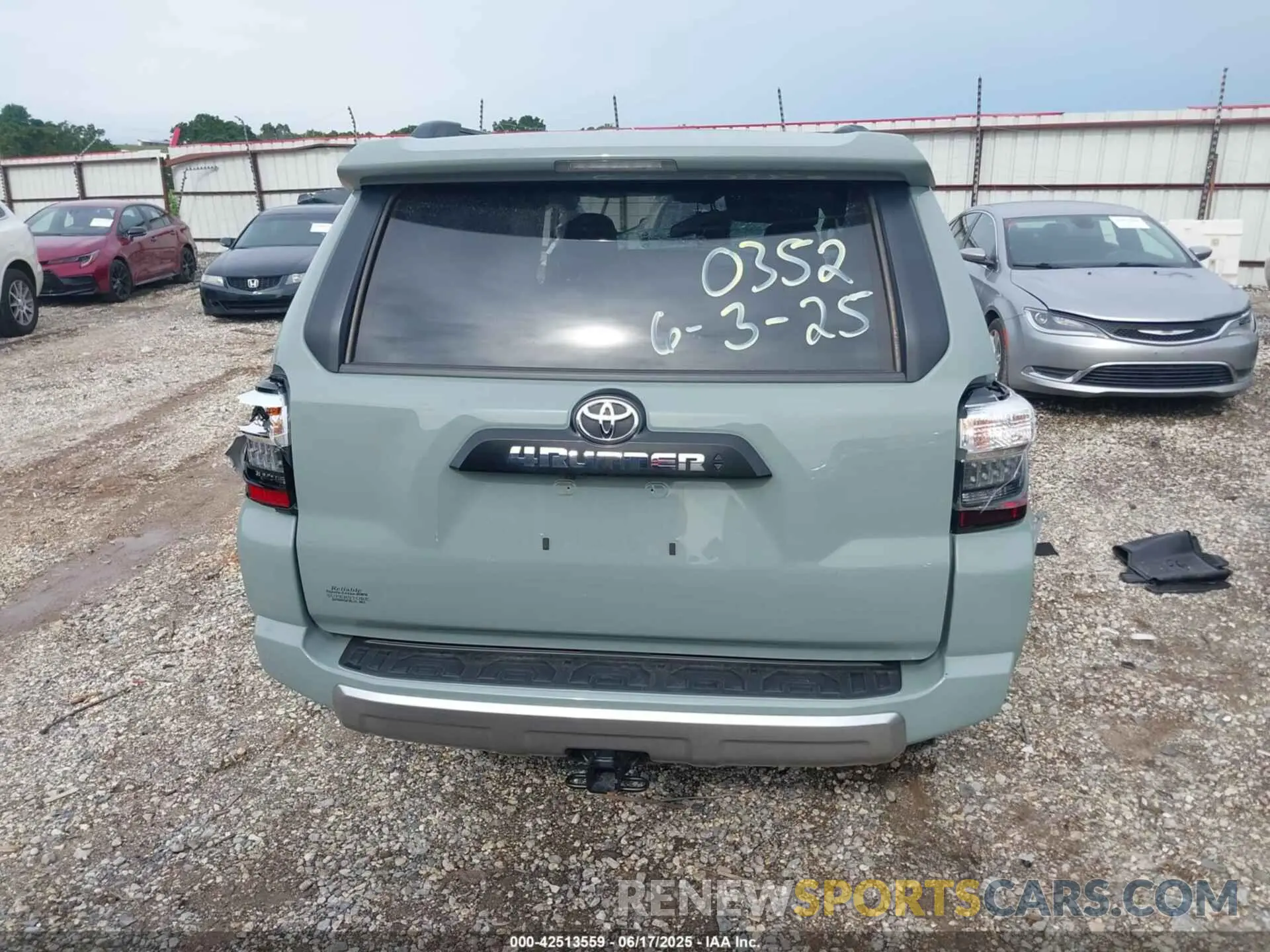 16 Photograph of a damaged car JTERU5JR4P6210352 TOYOTA 4RUNNER 2023