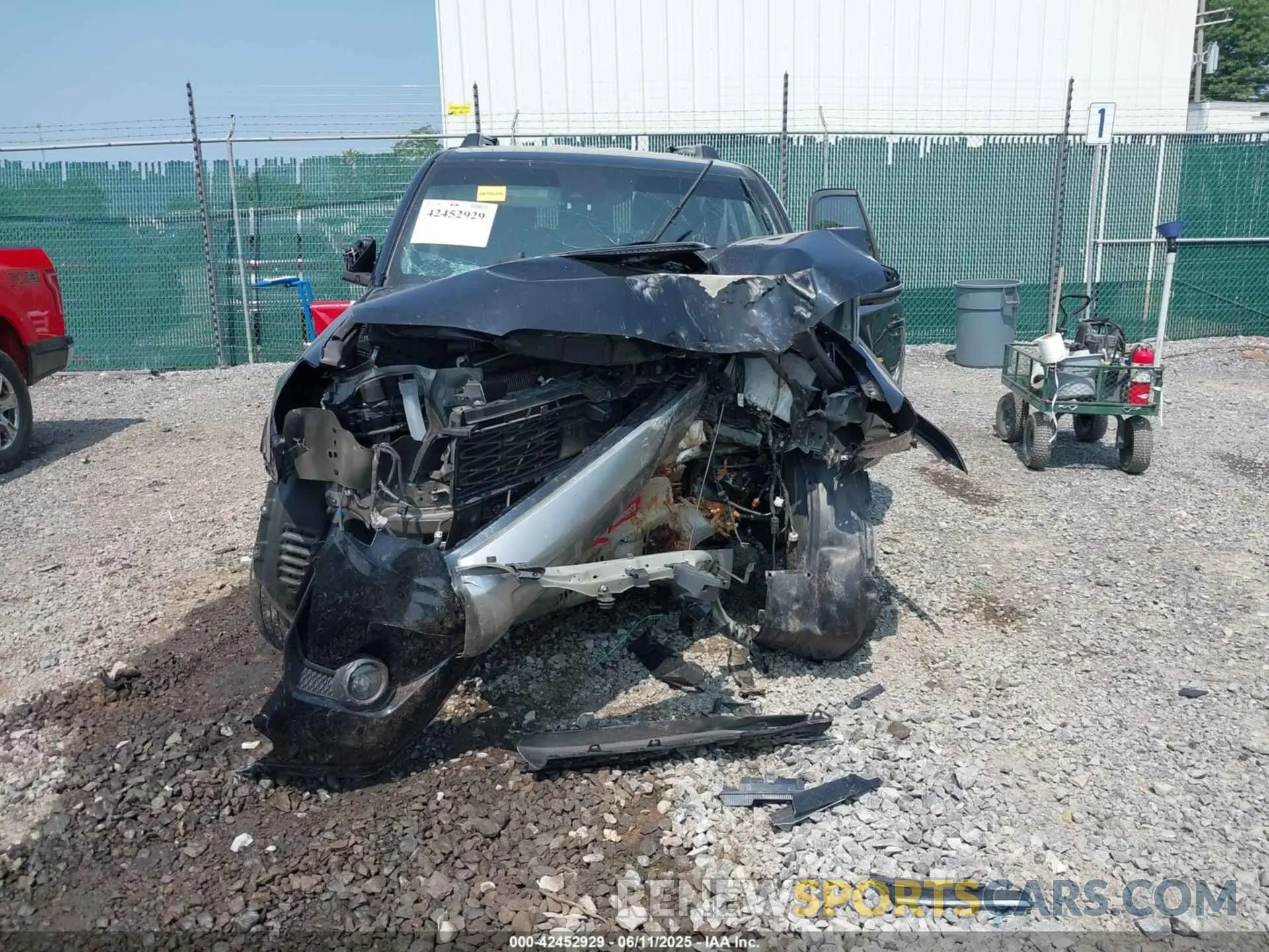 13 Photograph of a damaged car JTERU5JR6P6160165 TOYOTA 4RUNNER 2023