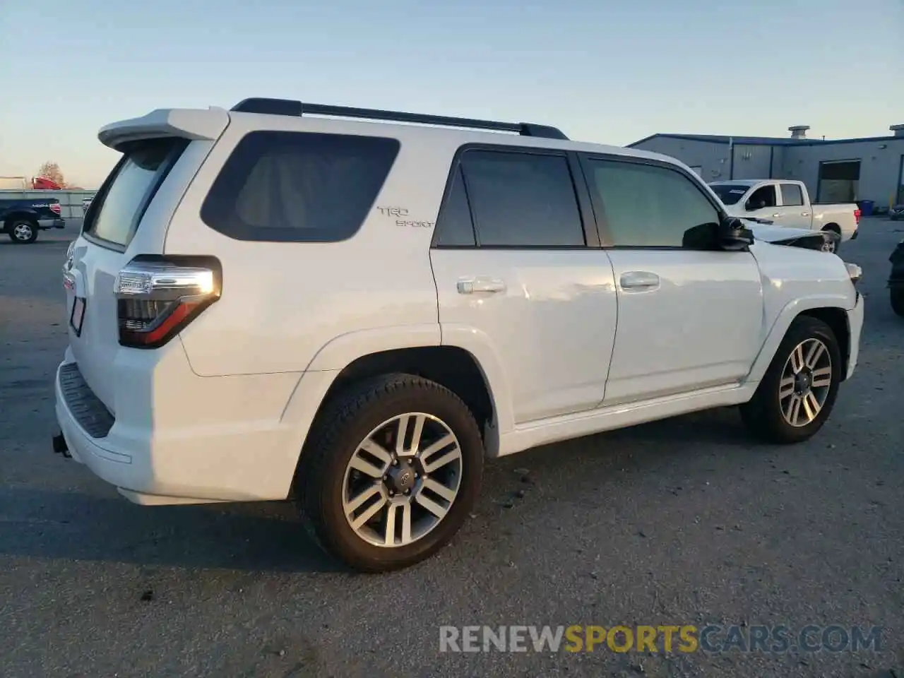 3 Photograph of a damaged car JTEAU5JR2R5305577 TOYOTA 4RUNNER 2024