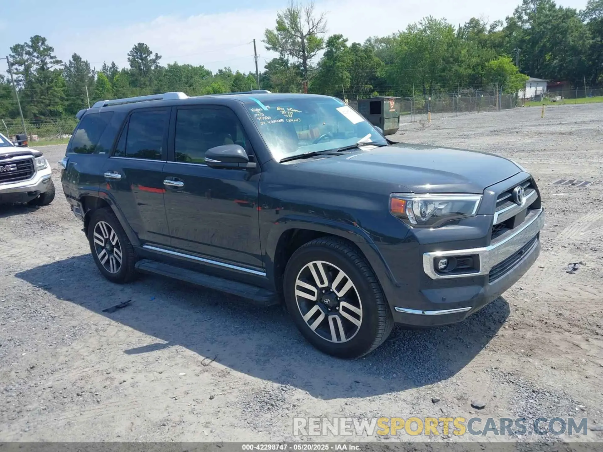 1 Photograph of a damaged car JTEDU5JR9R5306609 TOYOTA 4RUNNER 2024