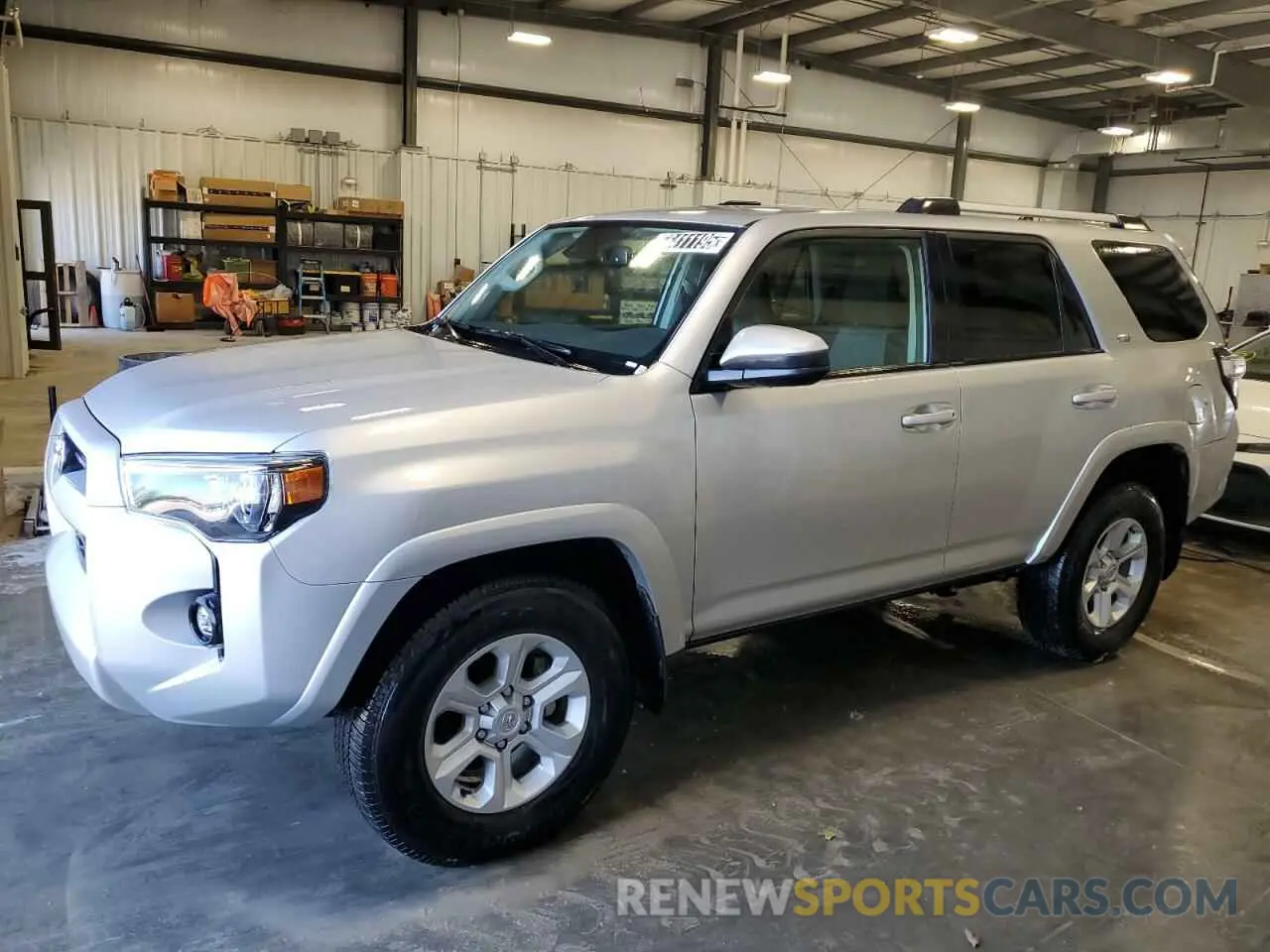 1 Photograph of a damaged car JTEEU5JR0R5314652 TOYOTA 4RUNNER 2024