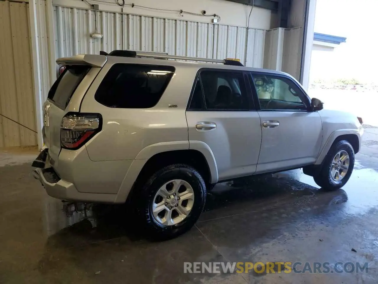 3 Photograph of a damaged car JTEEU5JR0R5314652 TOYOTA 4RUNNER 2024