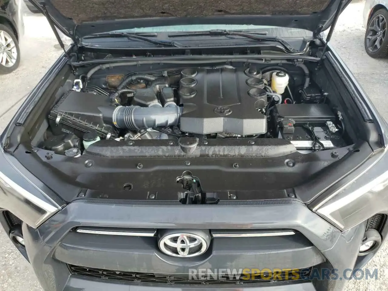 12 Photograph of a damaged car JTEEU5JR2R5306312 TOYOTA 4RUNNER 2024
