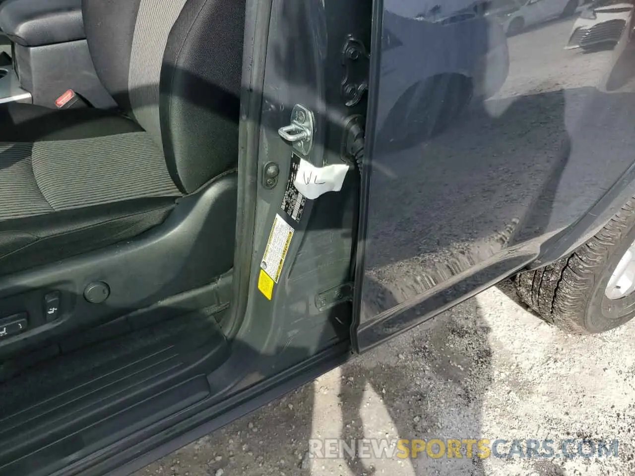 13 Photograph of a damaged car JTEEU5JR2R5306312 TOYOTA 4RUNNER 2024
