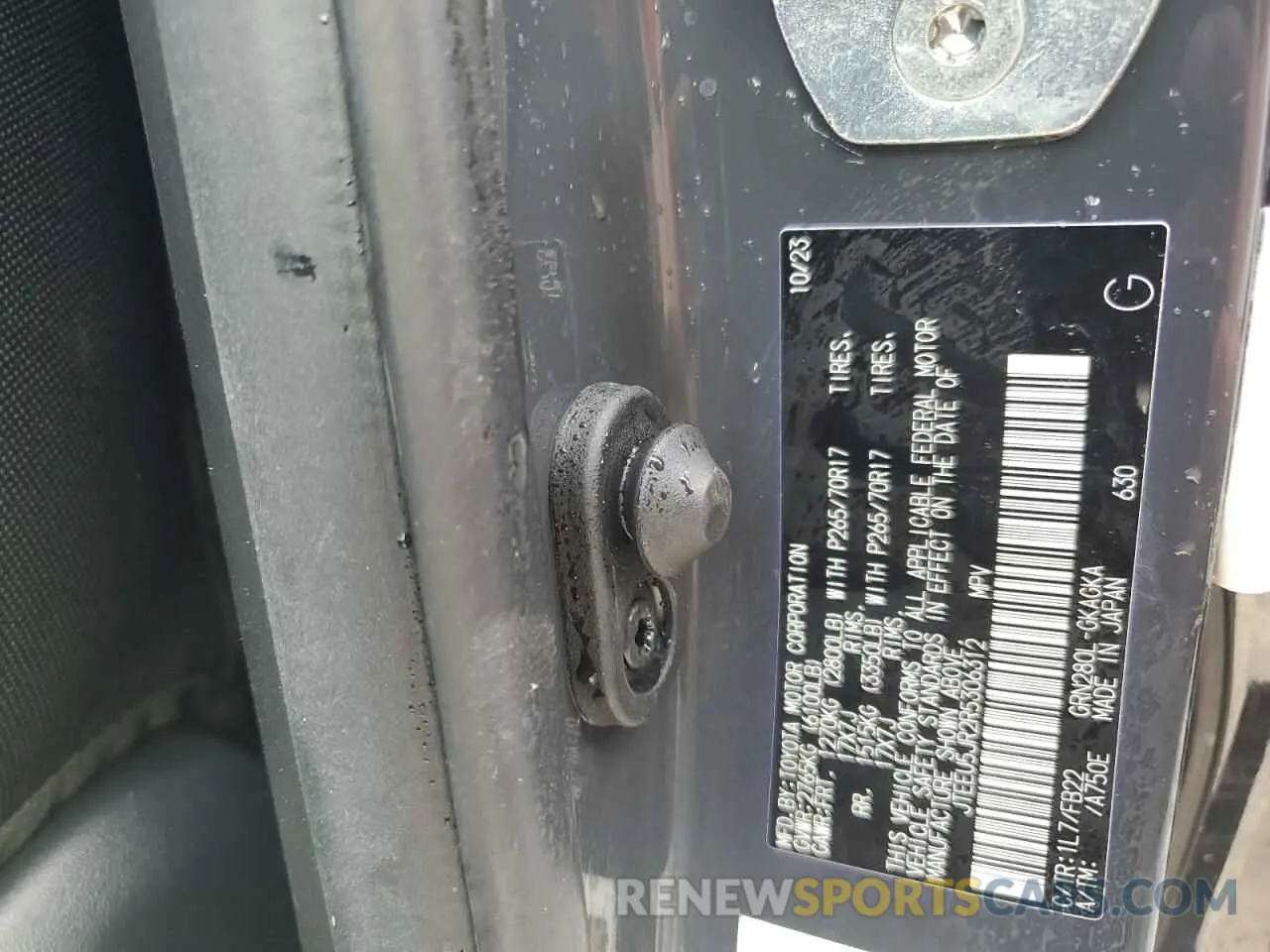 14 Photograph of a damaged car JTEEU5JR2R5306312 TOYOTA 4RUNNER 2024