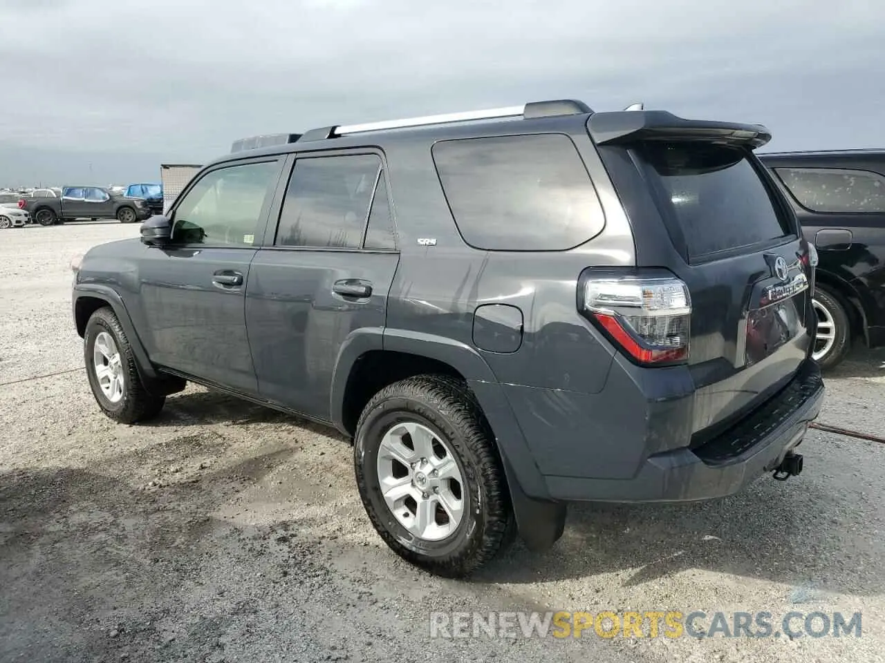 2 Photograph of a damaged car JTEEU5JR2R5306312 TOYOTA 4RUNNER 2024