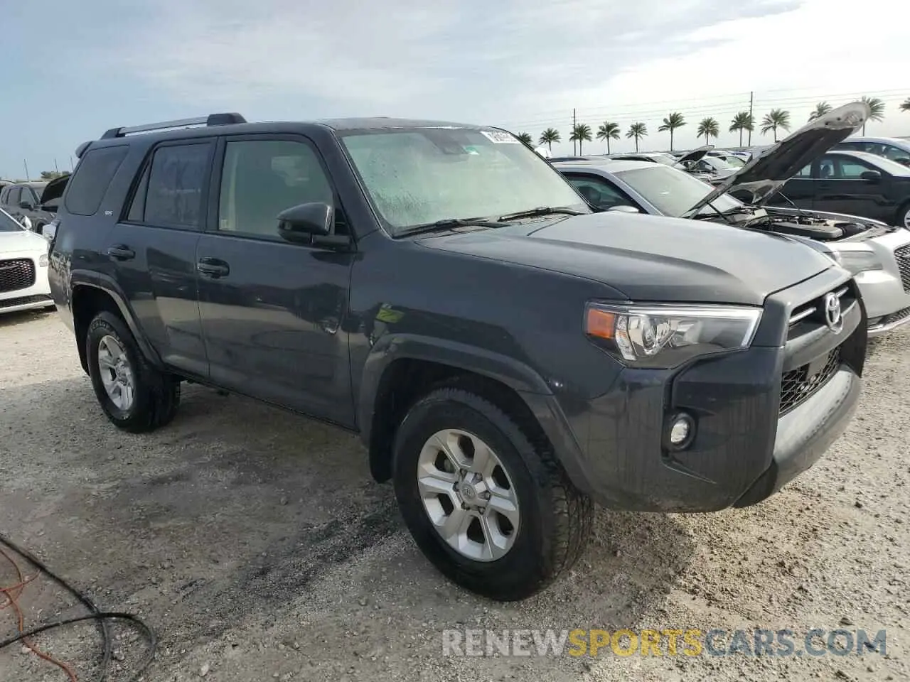 4 Photograph of a damaged car JTEEU5JR2R5306312 TOYOTA 4RUNNER 2024