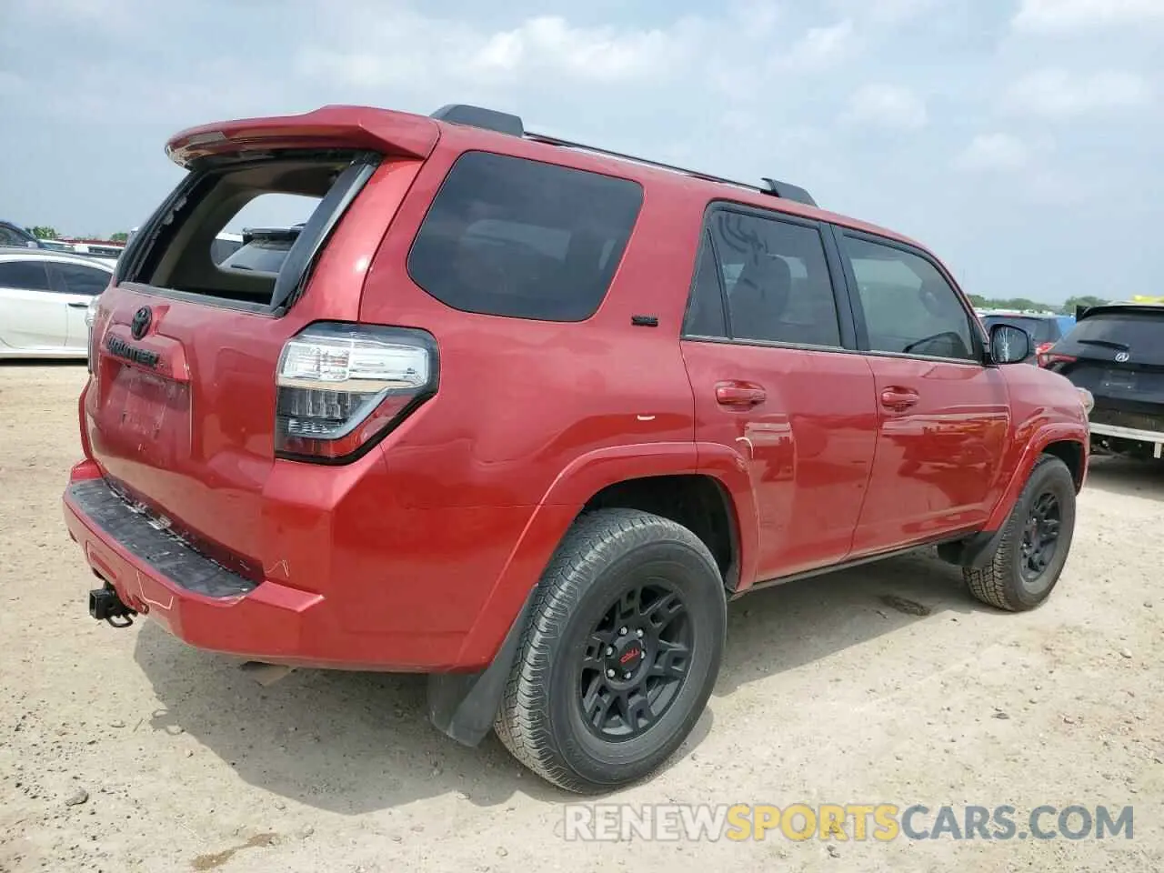 3 Photograph of a damaged car JTEEU5JR2R5308853 TOYOTA 4RUNNER 2024
