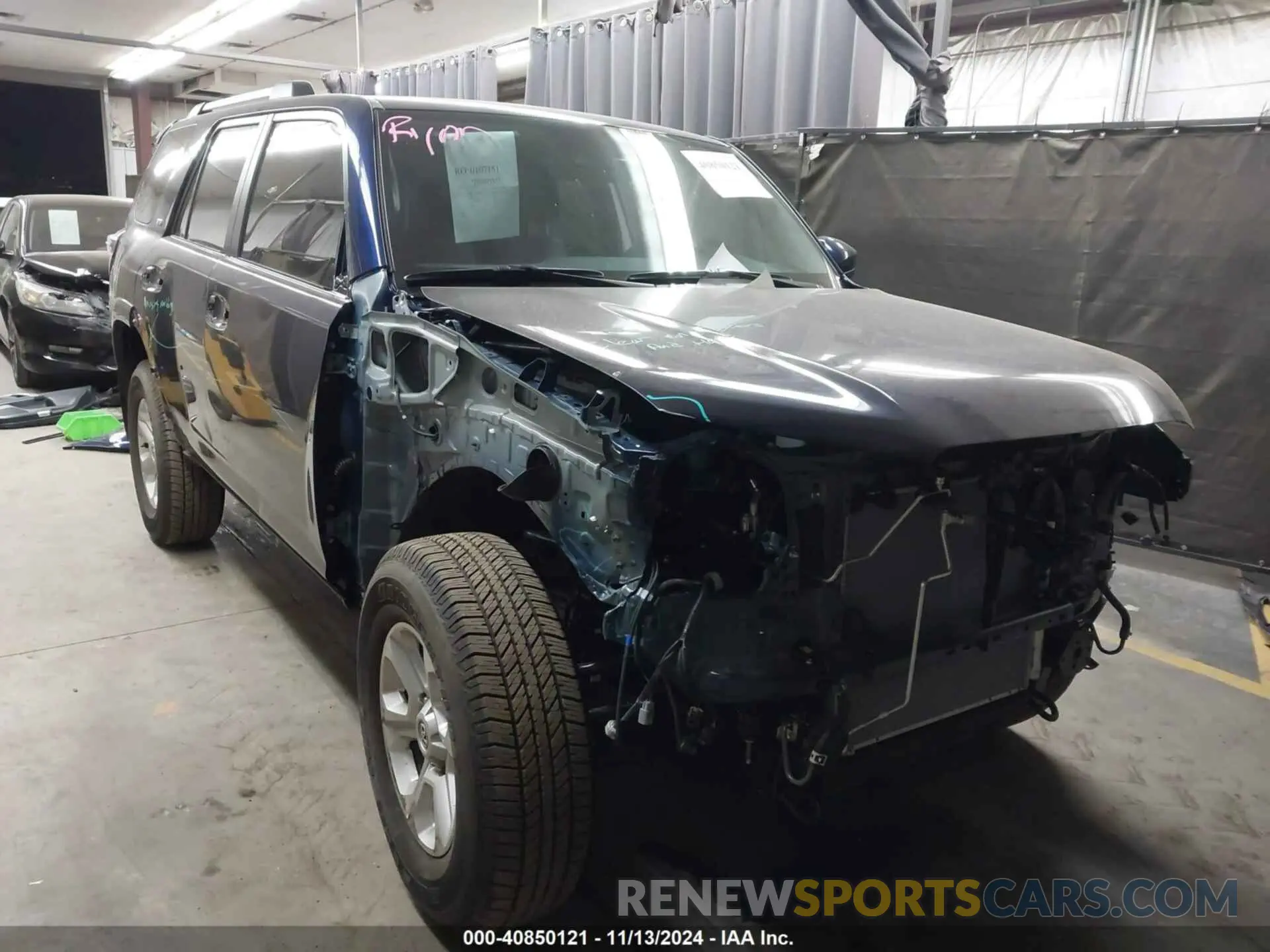 1 Photograph of a damaged car JTEEU5JR3R5316203 TOYOTA 4RUNNER 2024