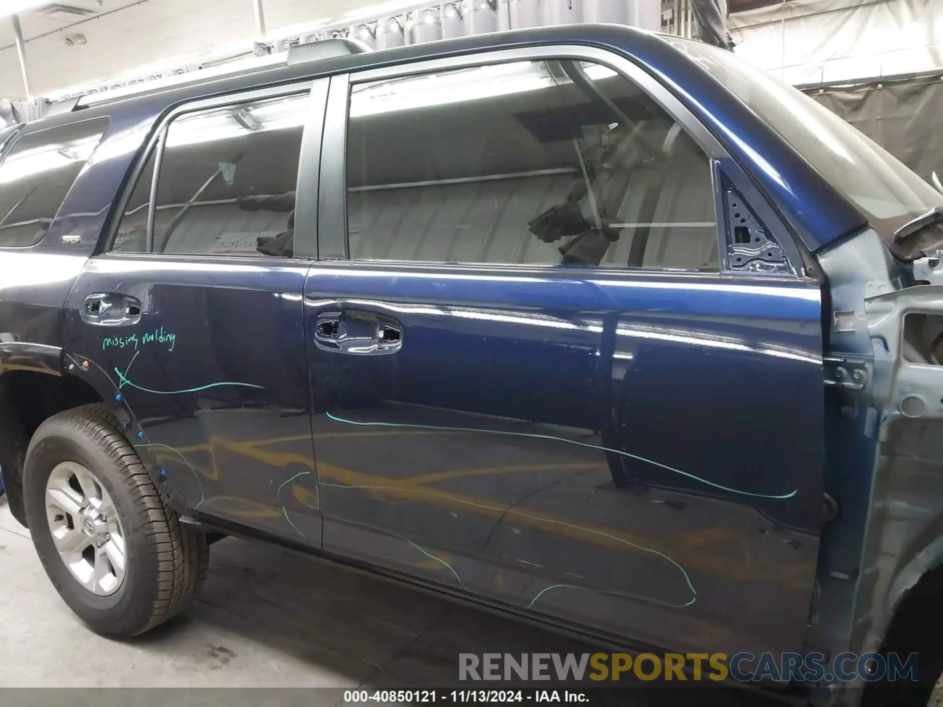 14 Photograph of a damaged car JTEEU5JR3R5316203 TOYOTA 4RUNNER 2024