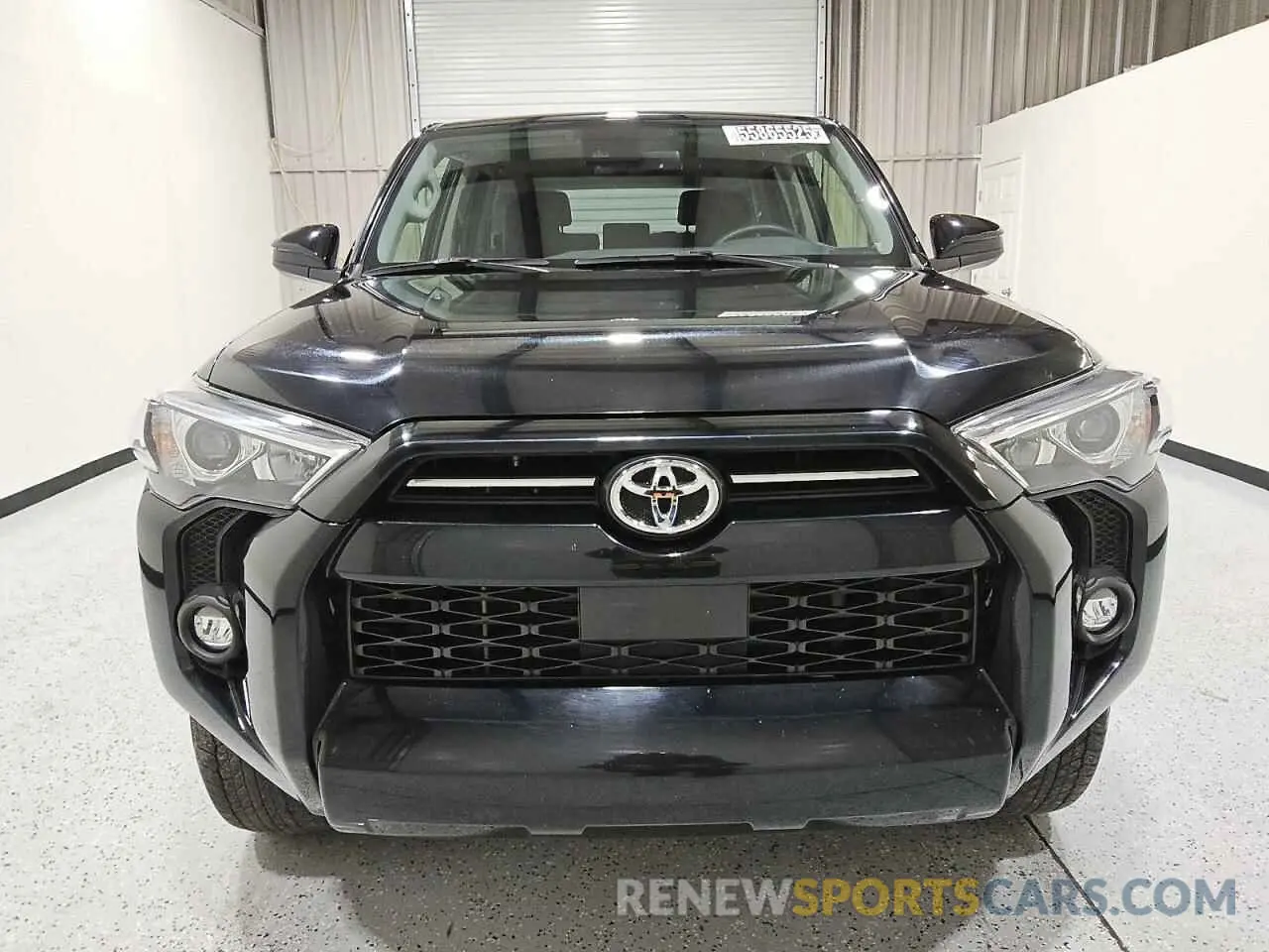 5 Photograph of a damaged car JTEEU5JR5R5306143 TOYOTA 4RUNNER 2024