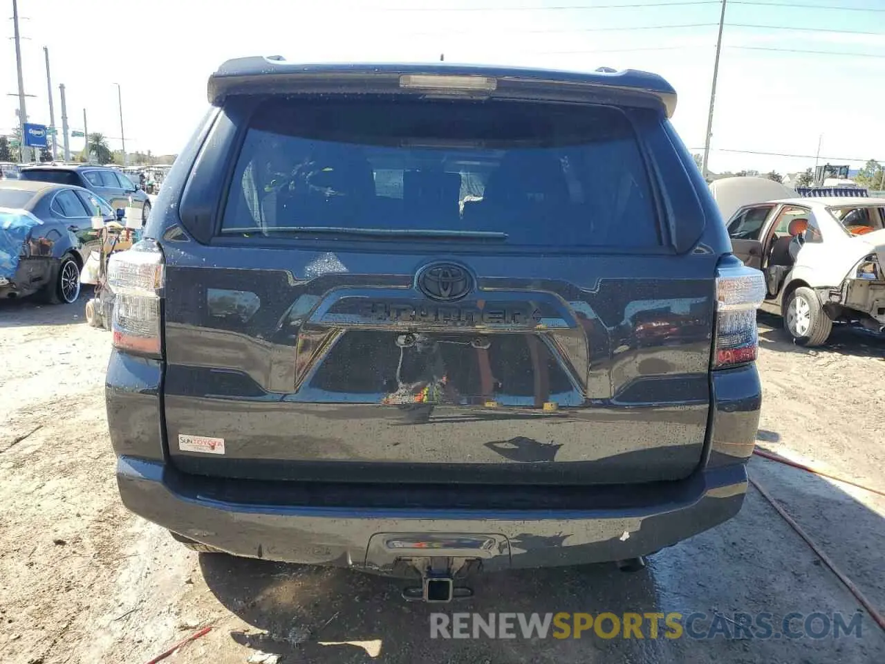 6 Photograph of a damaged car JTEFU5JR3R5310146 TOYOTA 4RUNNER 2024