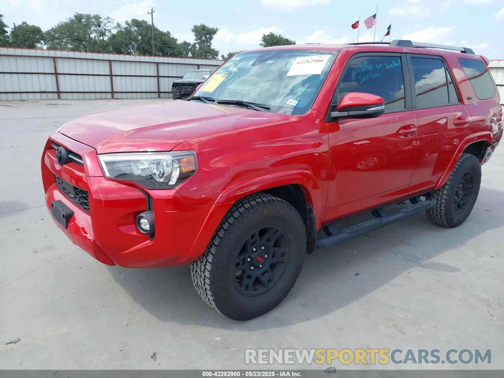 2 Photograph of a damaged car JTEFU5JR4R5305764 TOYOTA 4RUNNER 2024