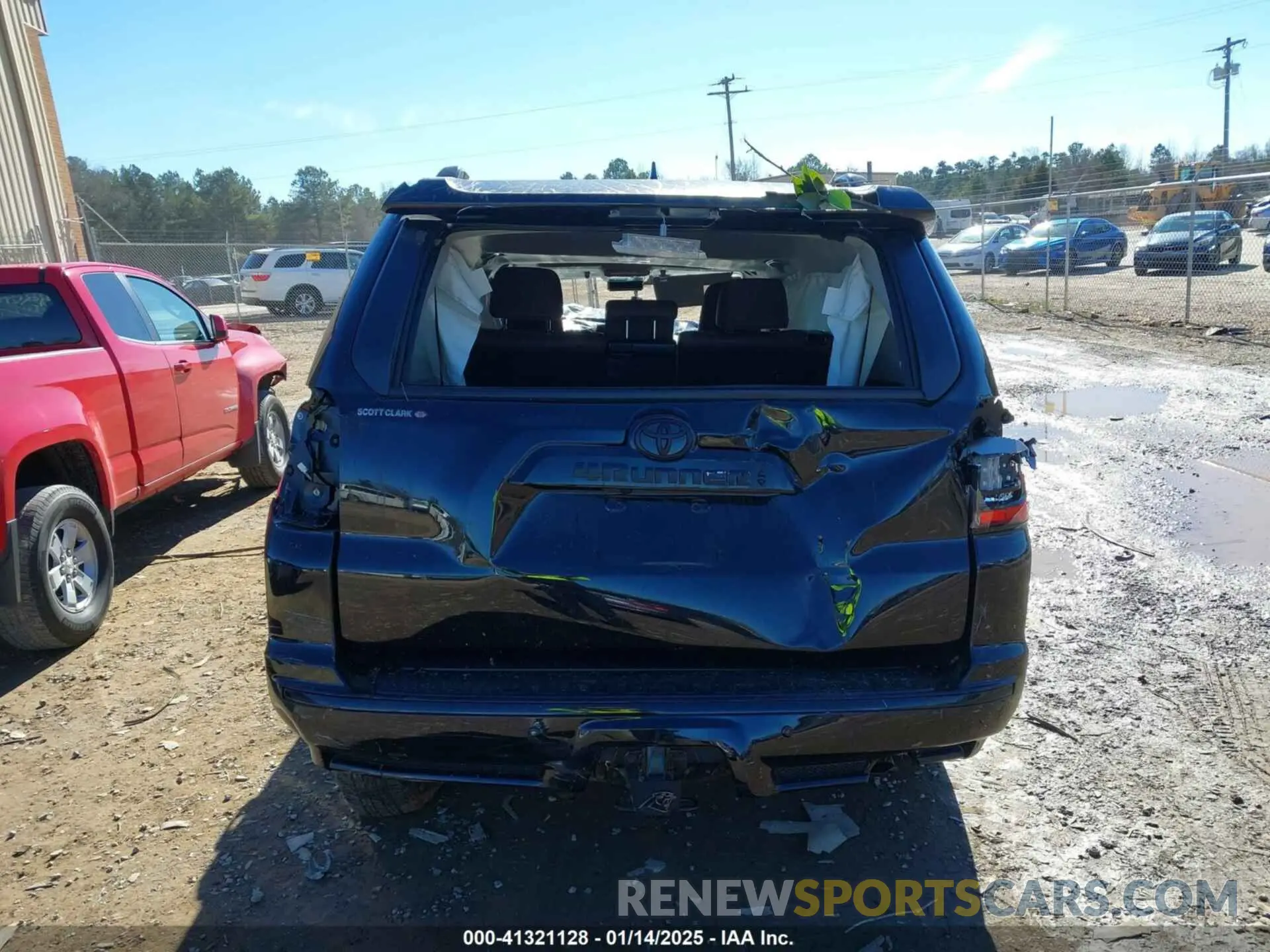 15 Photograph of a damaged car JTEKU5JR3R6246862 TOYOTA 4RUNNER 2024