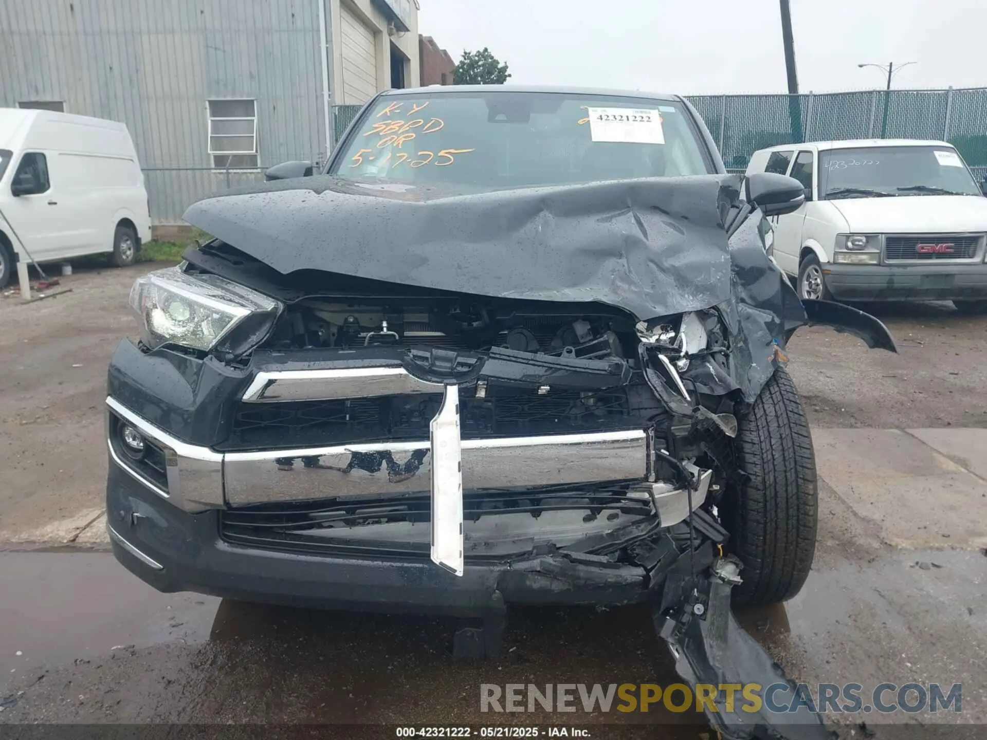 12 Photograph of a damaged car JTEKU5JR5R6280415 TOYOTA 4RUNNER 2024