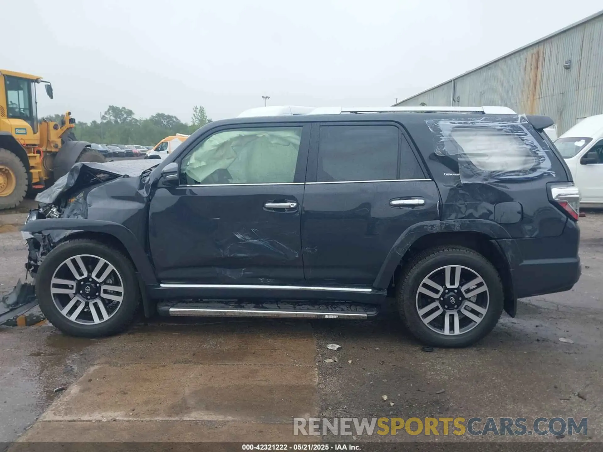 14 Photograph of a damaged car JTEKU5JR5R6280415 TOYOTA 4RUNNER 2024