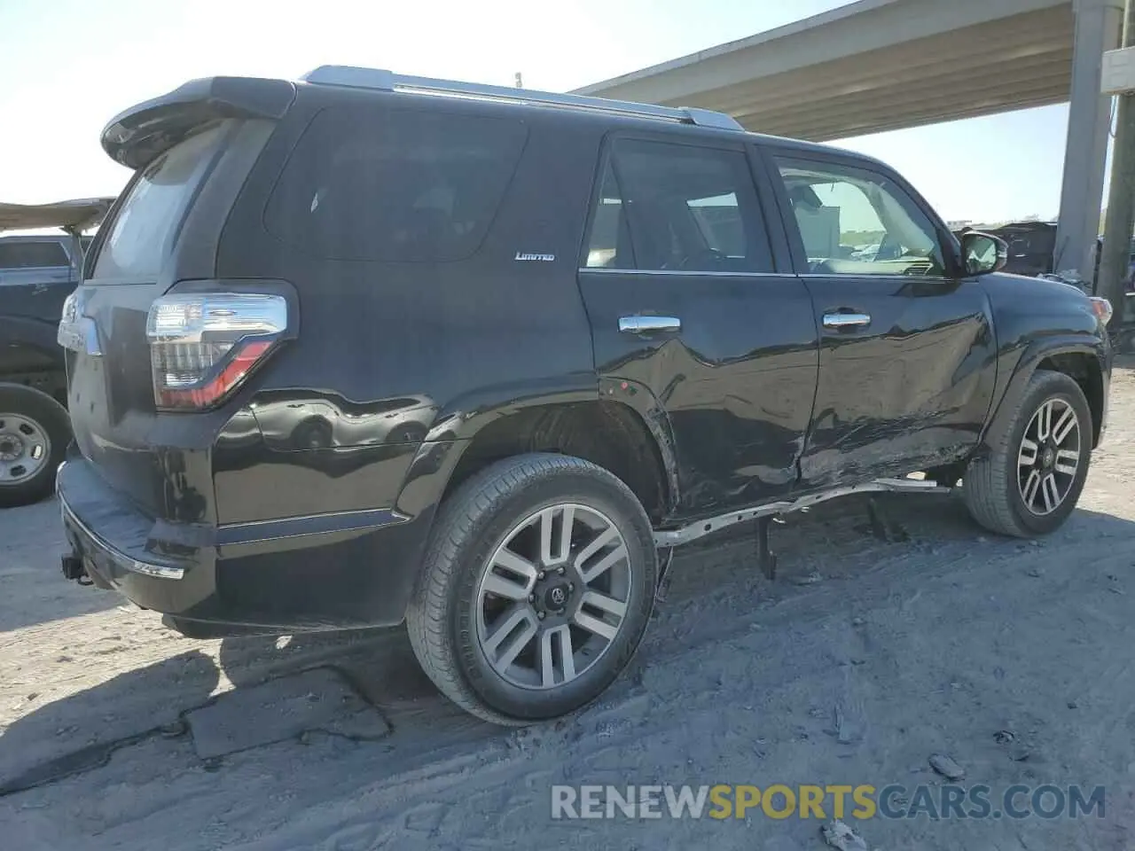 3 Photograph of a damaged car JTEKU5JR6R6253109 TOYOTA 4RUNNER 2024