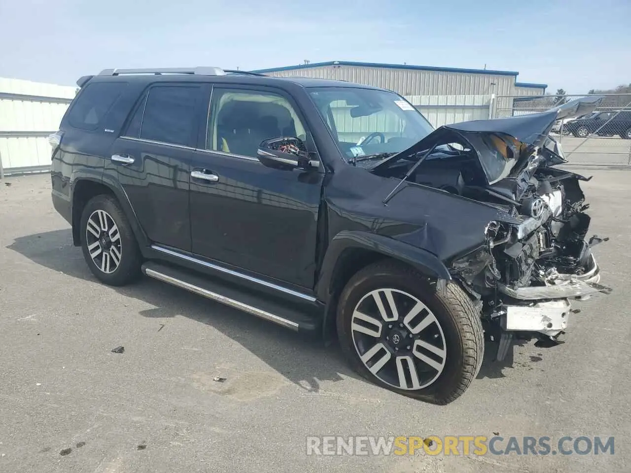 4 Photograph of a damaged car JTEKU5JR7R6236528 TOYOTA 4RUNNER 2024
