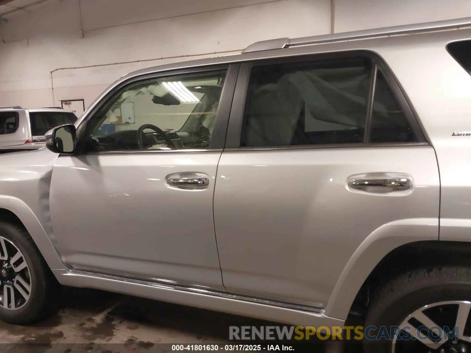 14 Photograph of a damaged car JTEKU5JR8R6238952 TOYOTA 4RUNNER 2024