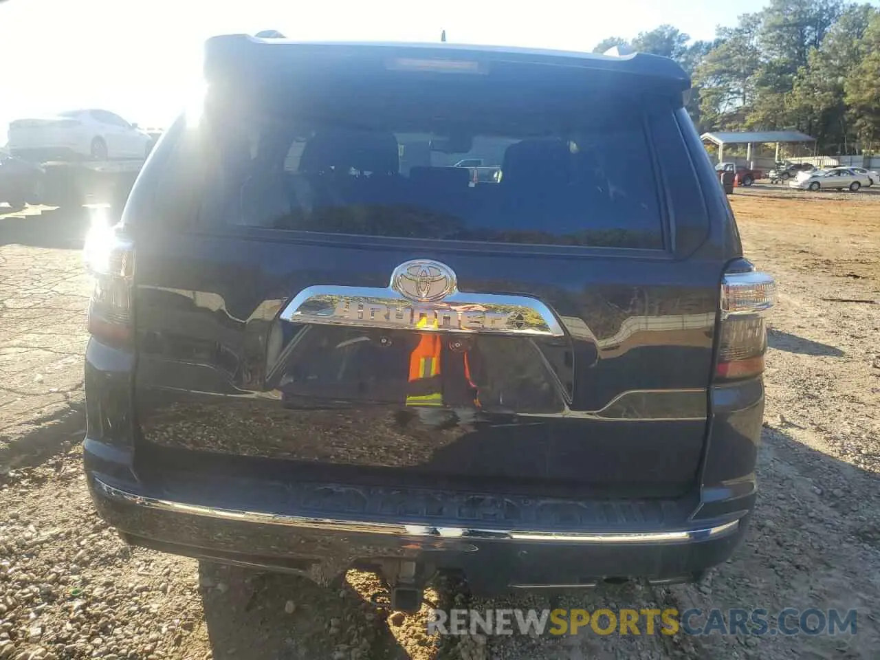 6 Photograph of a damaged car JTEKU5JR8R6282238 TOYOTA 4RUNNER 2024