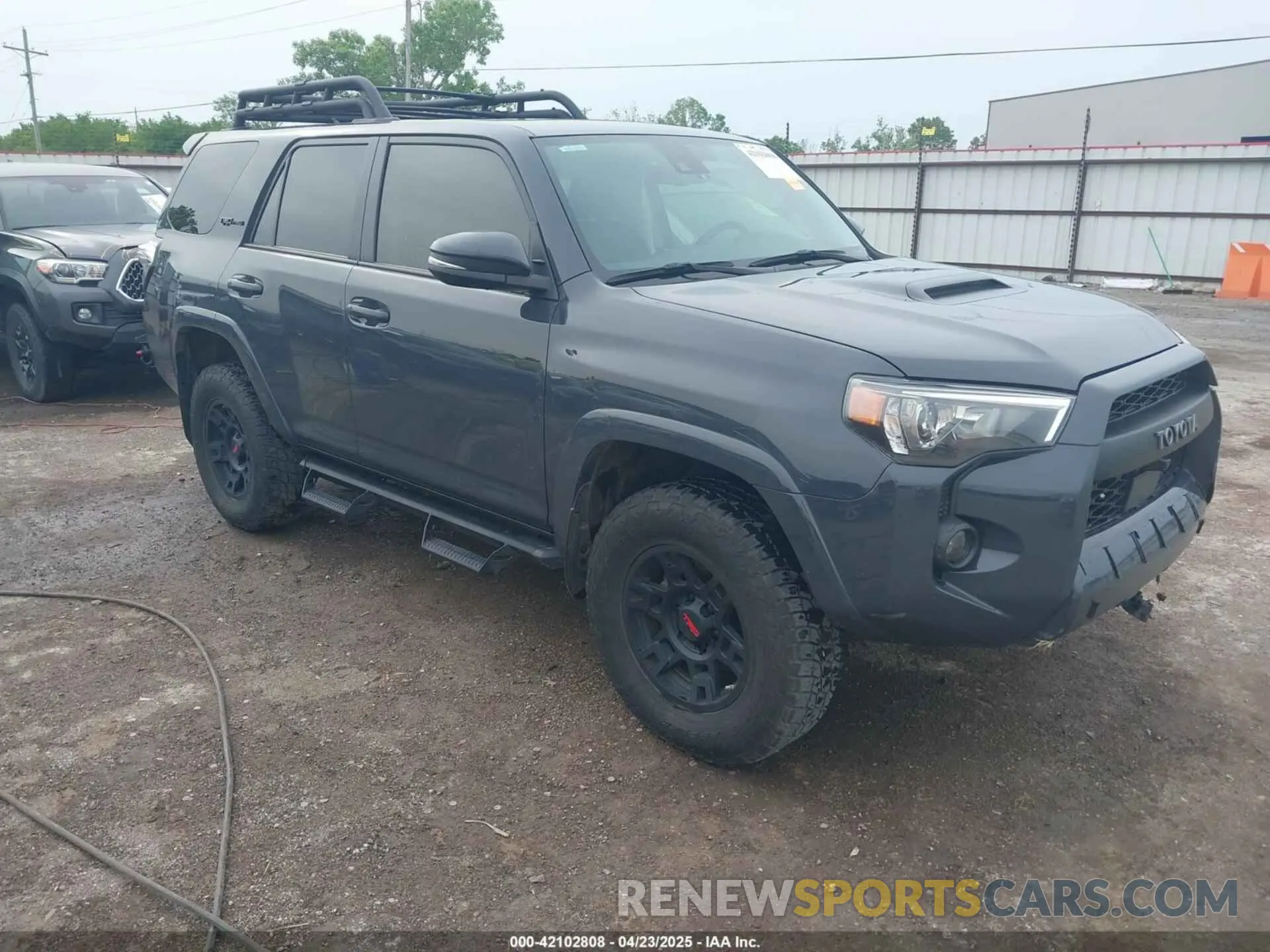 1 Photograph of a damaged car JTELU5JRXR6222451 TOYOTA 4RUNNER 2024