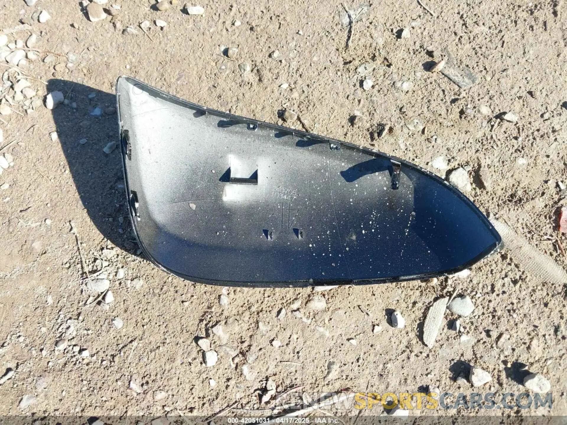 12 Photograph of a damaged car JTEMU5JR1R6299617 TOYOTA 4RUNNER 2024