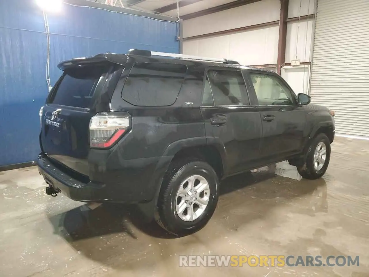 3 Photograph of a damaged car JTEMU5JR2R6220701 TOYOTA 4RUNNER 2024
