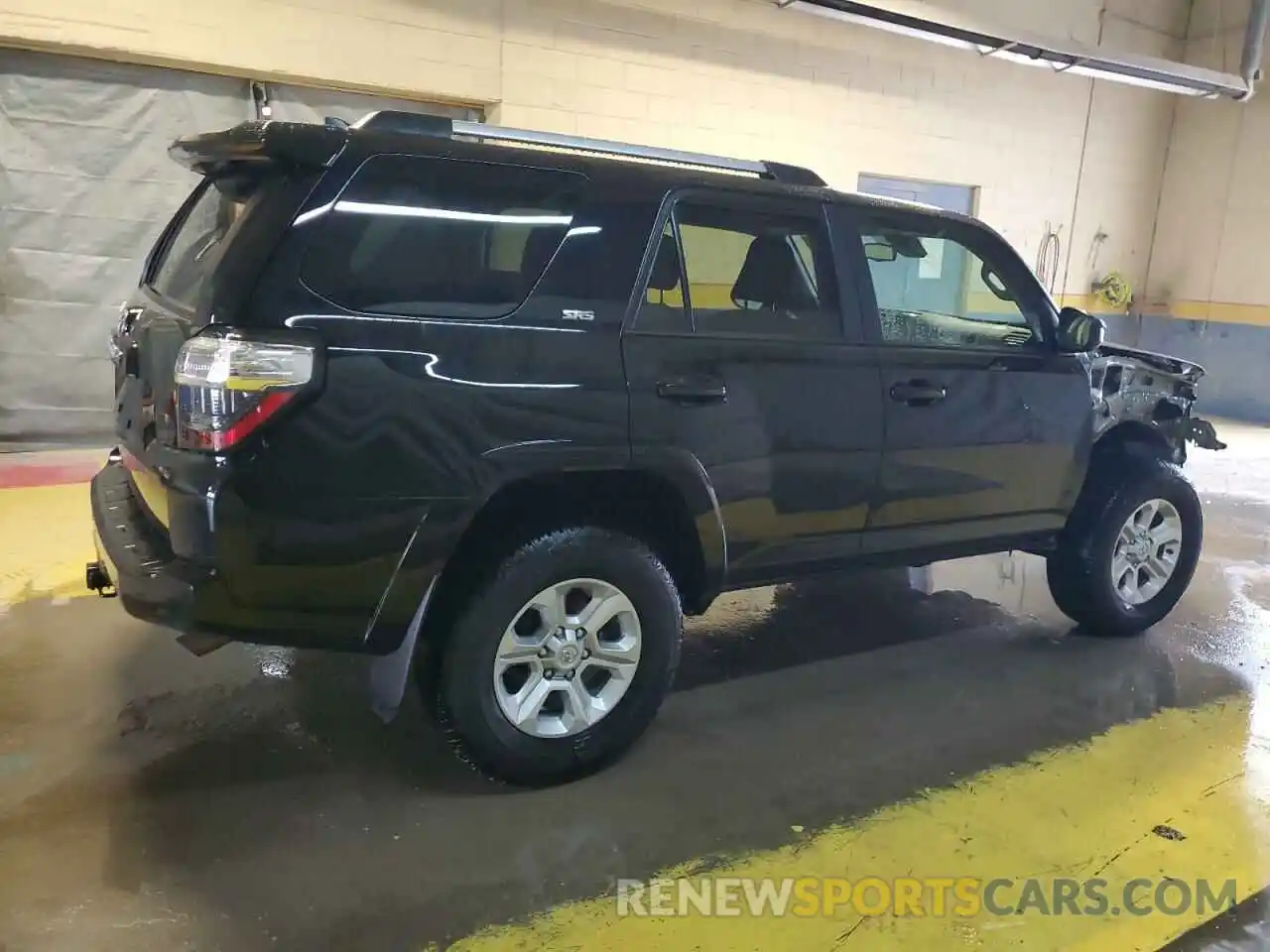 3 Photograph of a damaged car JTEMU5JR8R6284600 TOYOTA 4RUNNER 2024