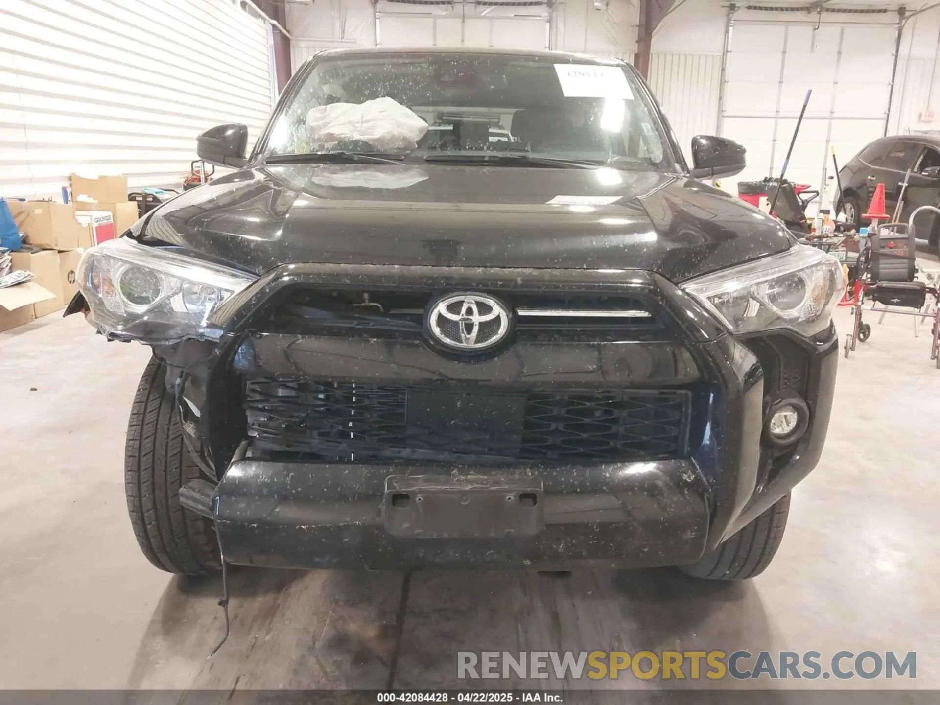 12 Photograph of a damaged car JTEMU5JR9R6253100 TOYOTA 4RUNNER 2024