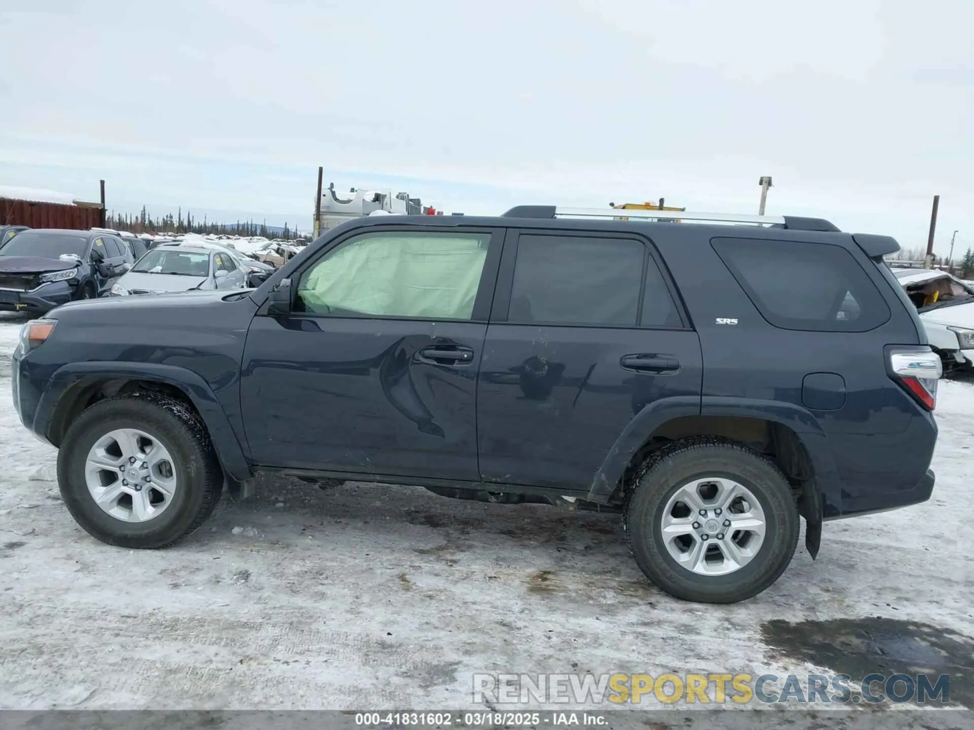 14 Photograph of a damaged car JTEMU5JR9R6266395 TOYOTA 4RUNNER 2024
