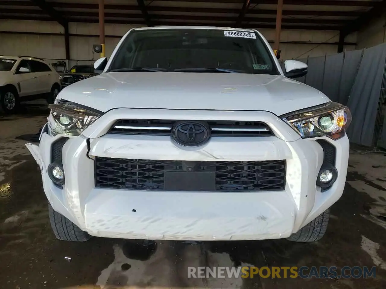5 Photograph of a damaged car JTENU5JR2R6222551 TOYOTA 4RUNNER 2024