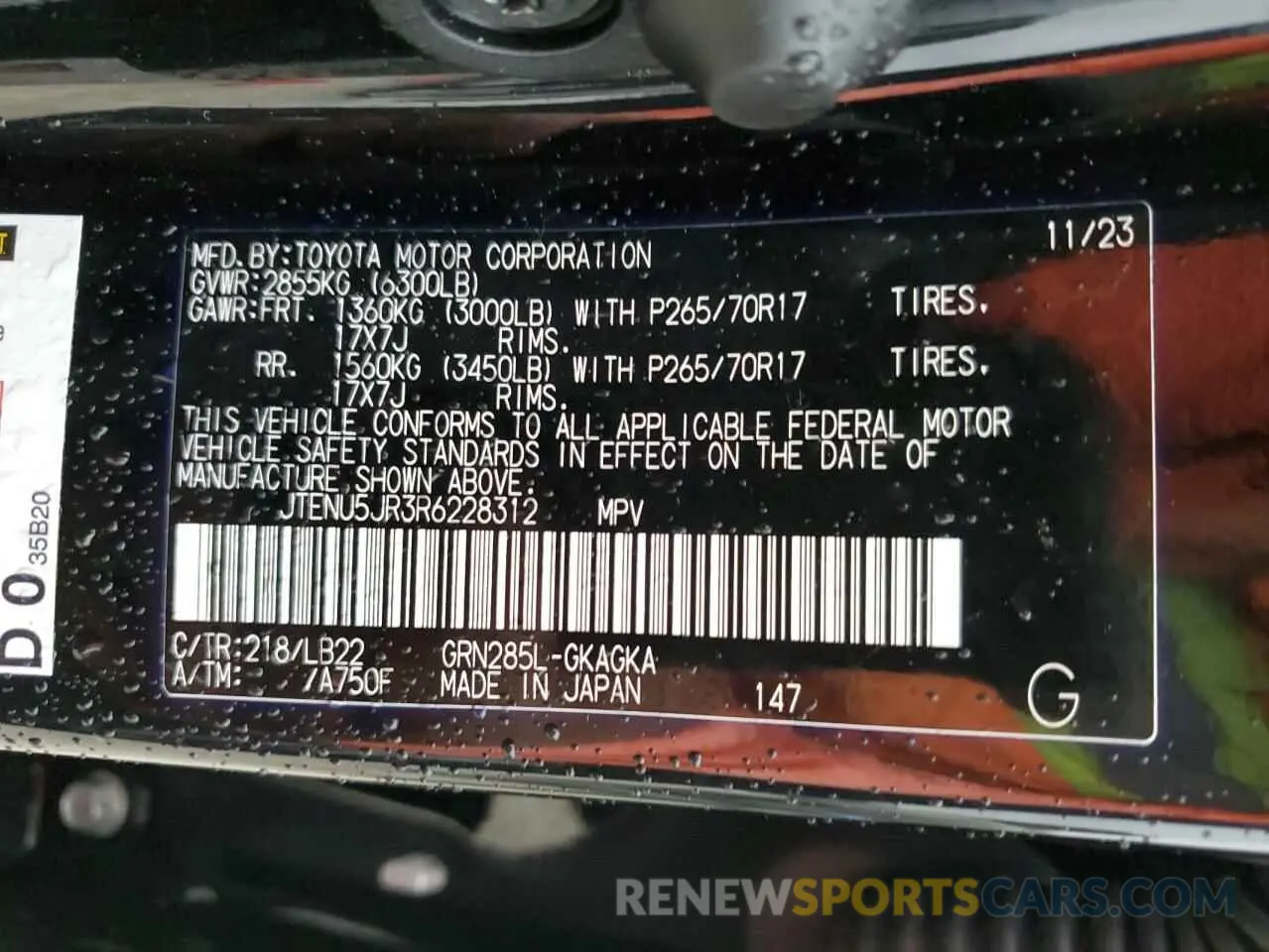 13 Photograph of a damaged car JTENU5JR3R6228312 TOYOTA 4RUNNER 2024