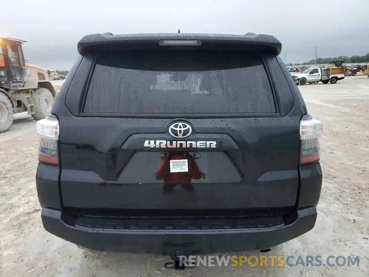 6 Photograph of a damaged car JTENU5JR3R6228312 TOYOTA 4RUNNER 2024