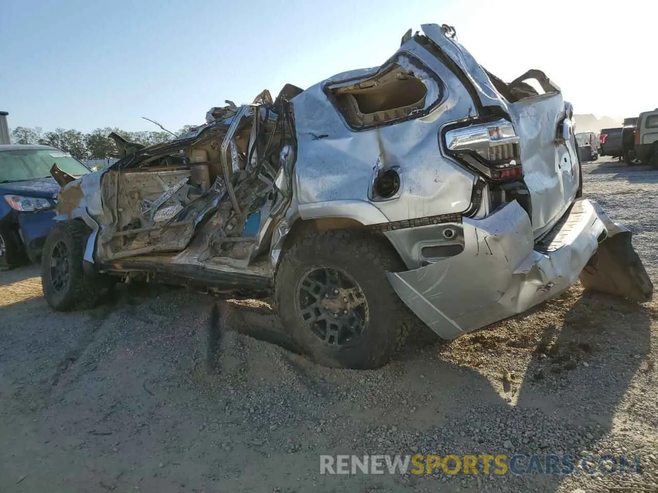 2 Photograph of a damaged car JTENU5JR3R6255669 TOYOTA 4RUNNER 2024