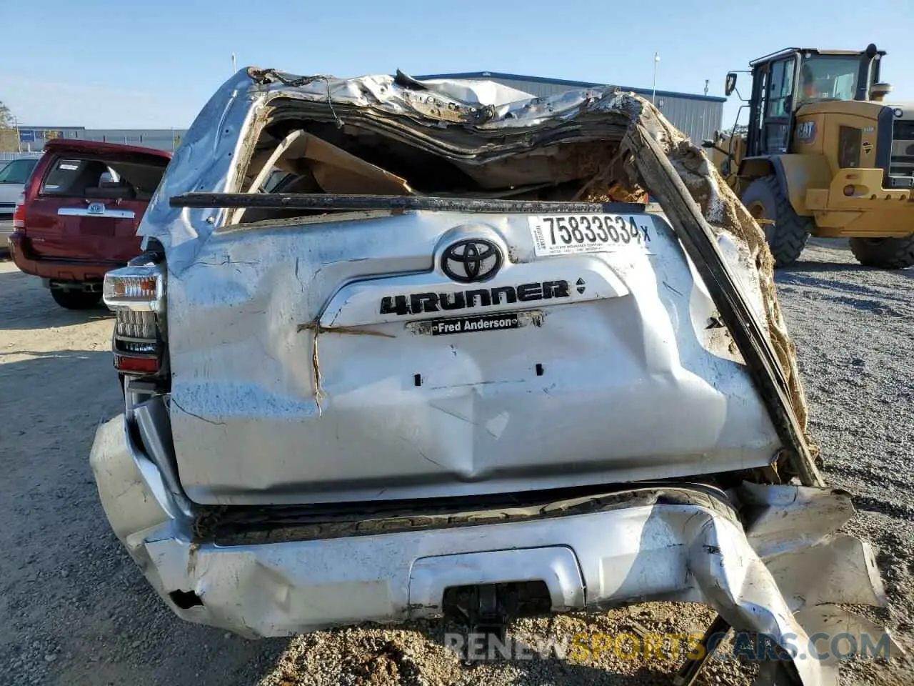6 Photograph of a damaged car JTENU5JR3R6255669 TOYOTA 4RUNNER 2024