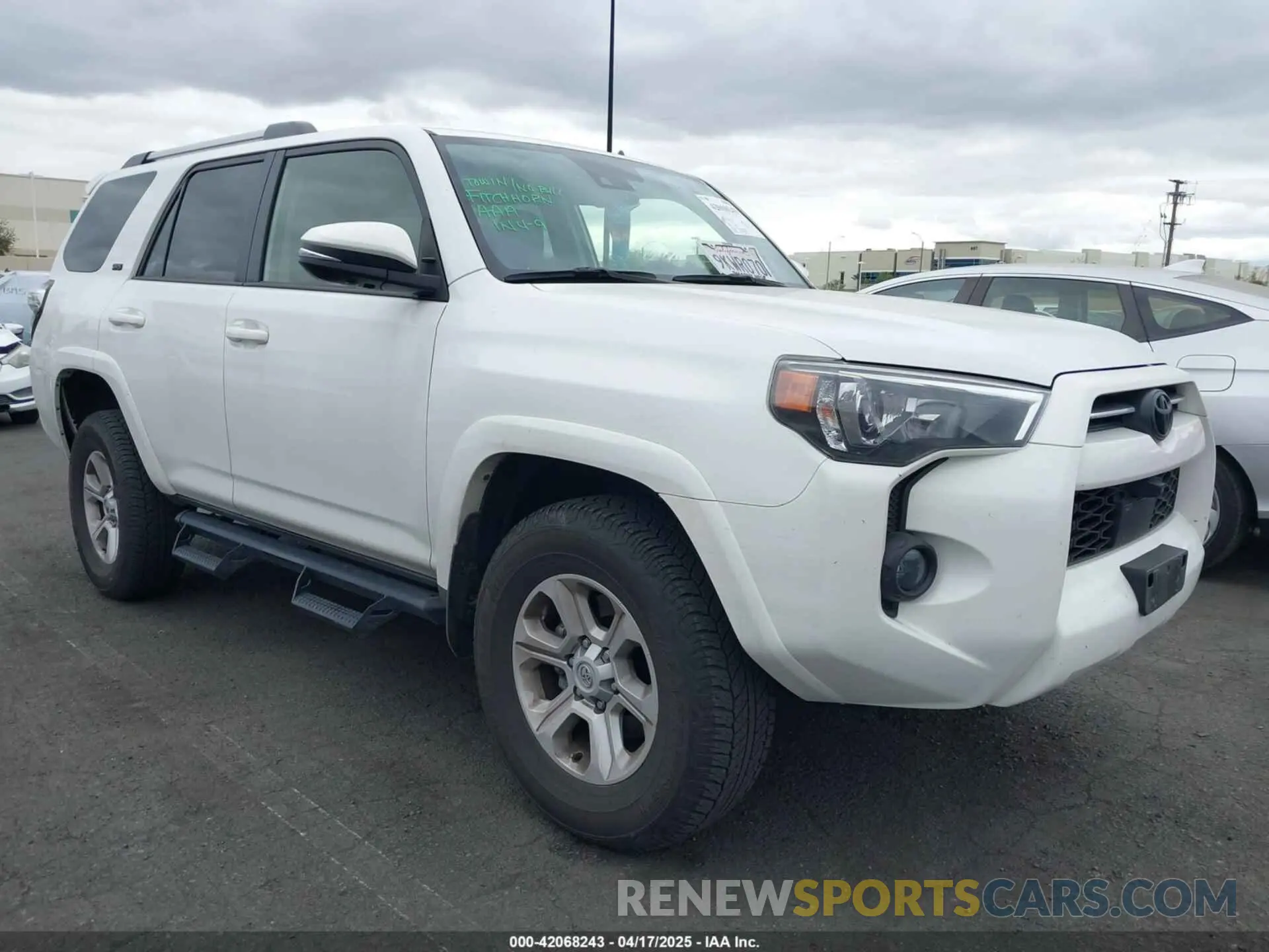 1 Photograph of a damaged car JTENU5JR4R6243479 TOYOTA 4RUNNER 2024