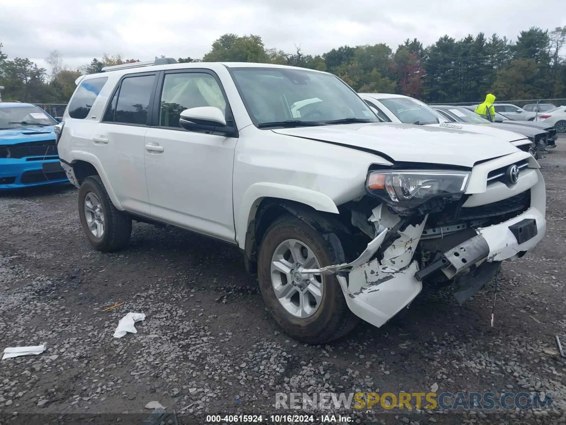 1 Photograph of a damaged car JTENU5JR5R6218655 TOYOTA 4RUNNER 2024