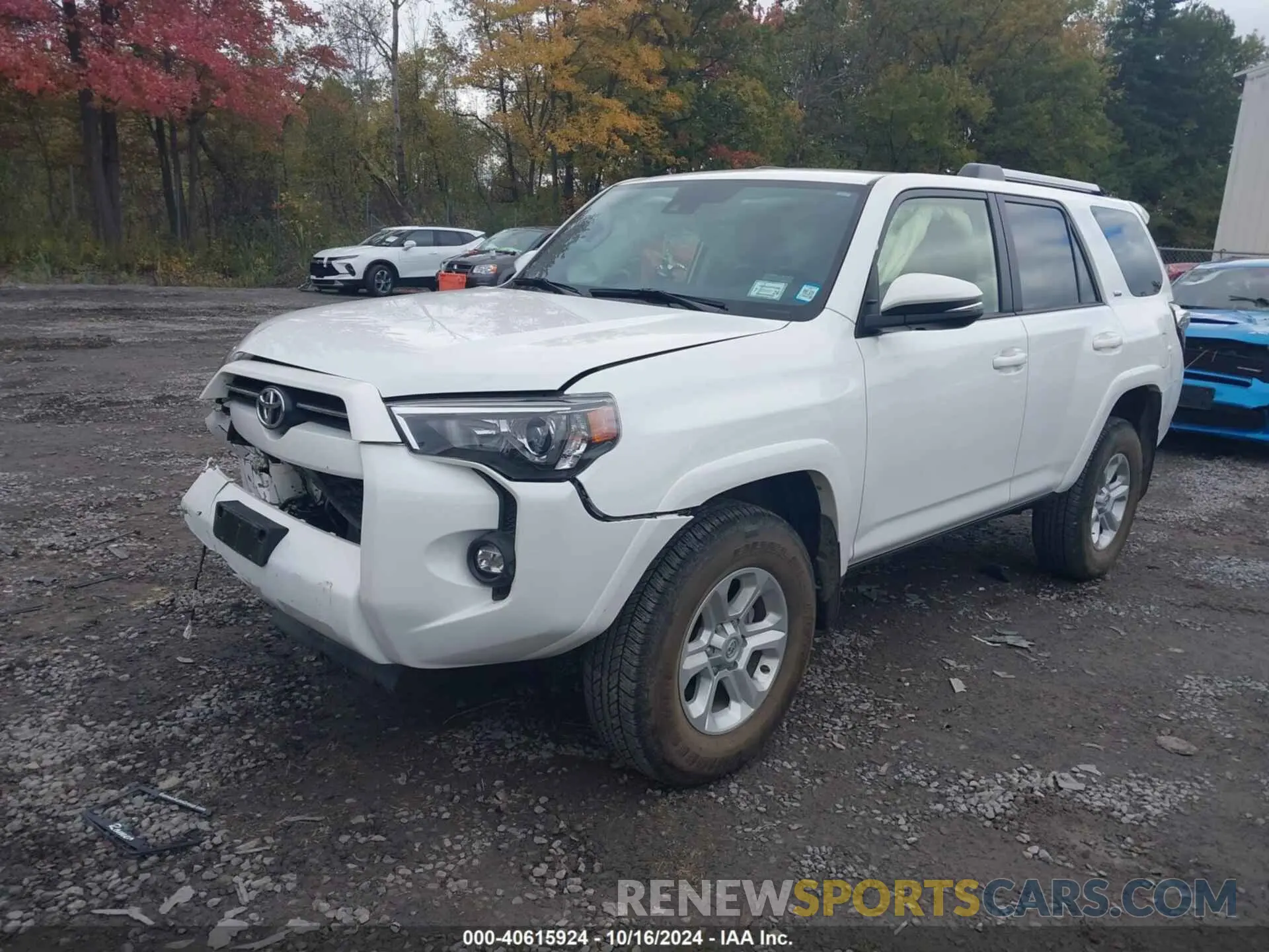2 Photograph of a damaged car JTENU5JR5R6218655 TOYOTA 4RUNNER 2024