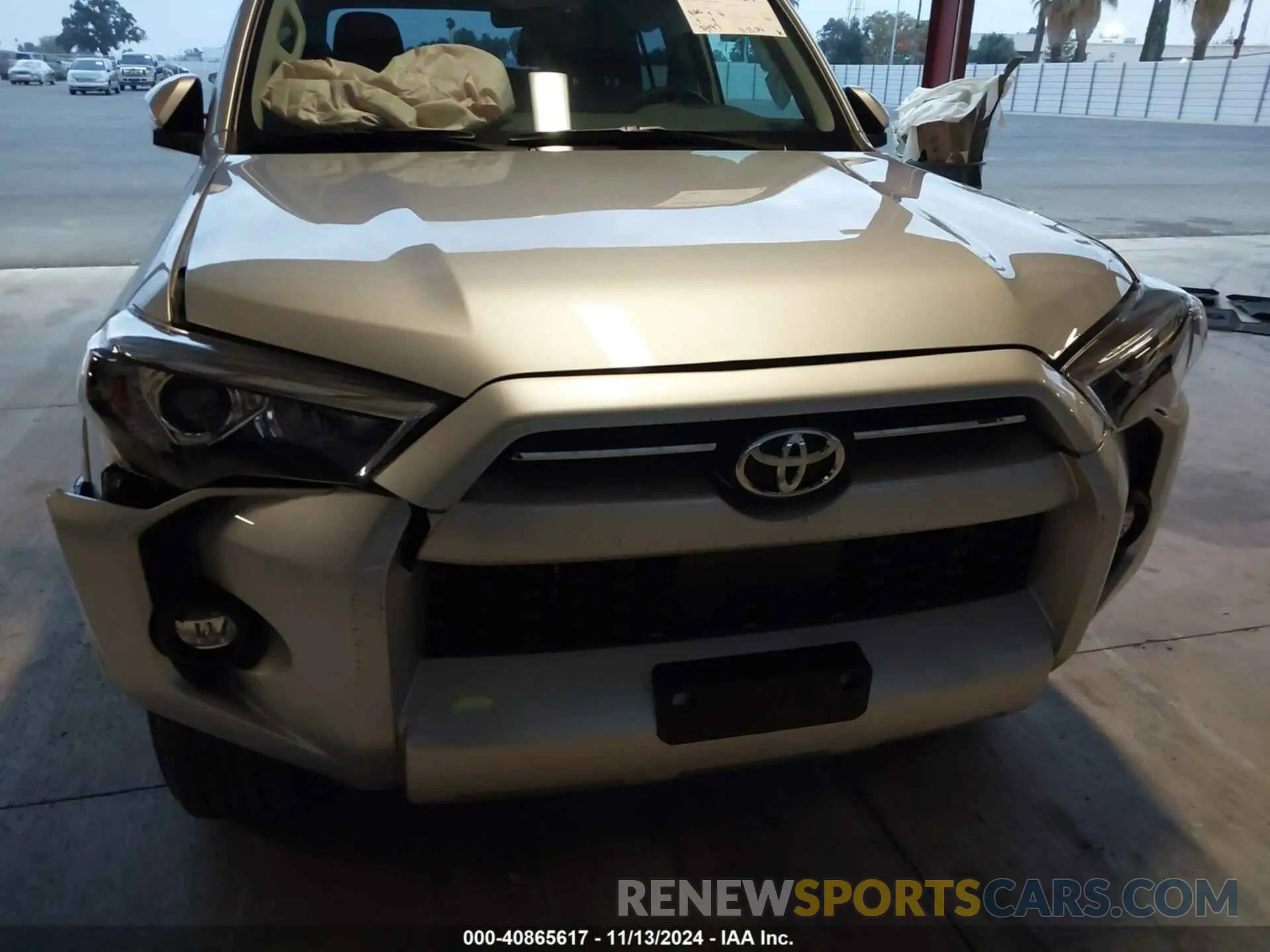 6 Photograph of a damaged car JTENU5JR5R6276569 TOYOTA 4RUNNER 2024
