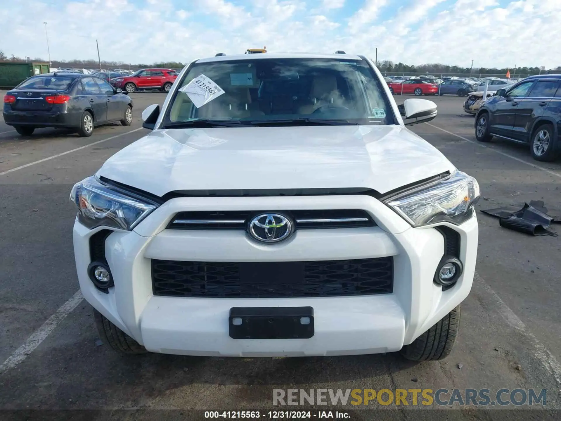 13 Photograph of a damaged car JTENU5JR6R6278704 TOYOTA 4RUNNER 2024