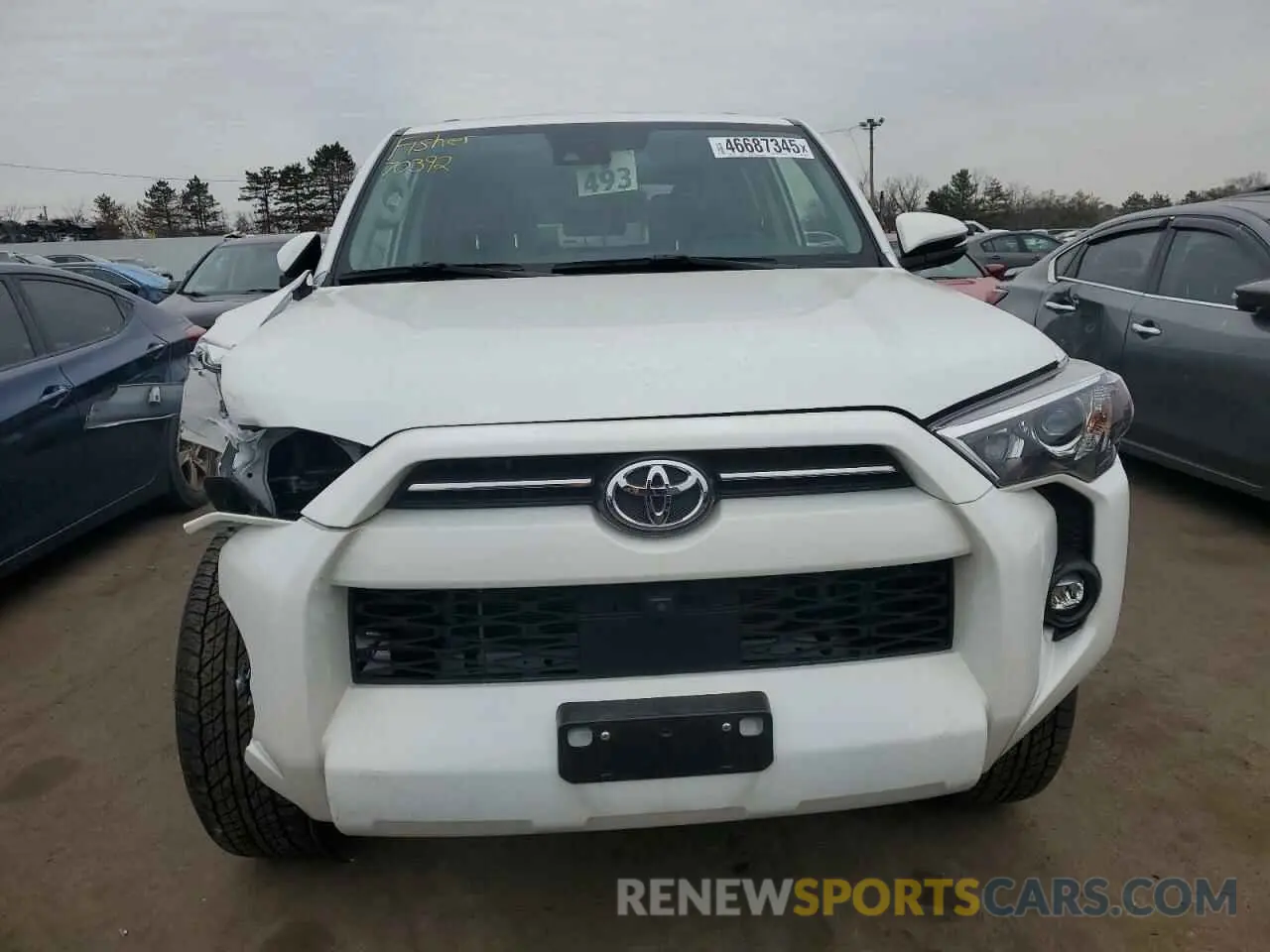 5 Photograph of a damaged car JTENU5JR7R6288805 TOYOTA 4RUNNER 2024