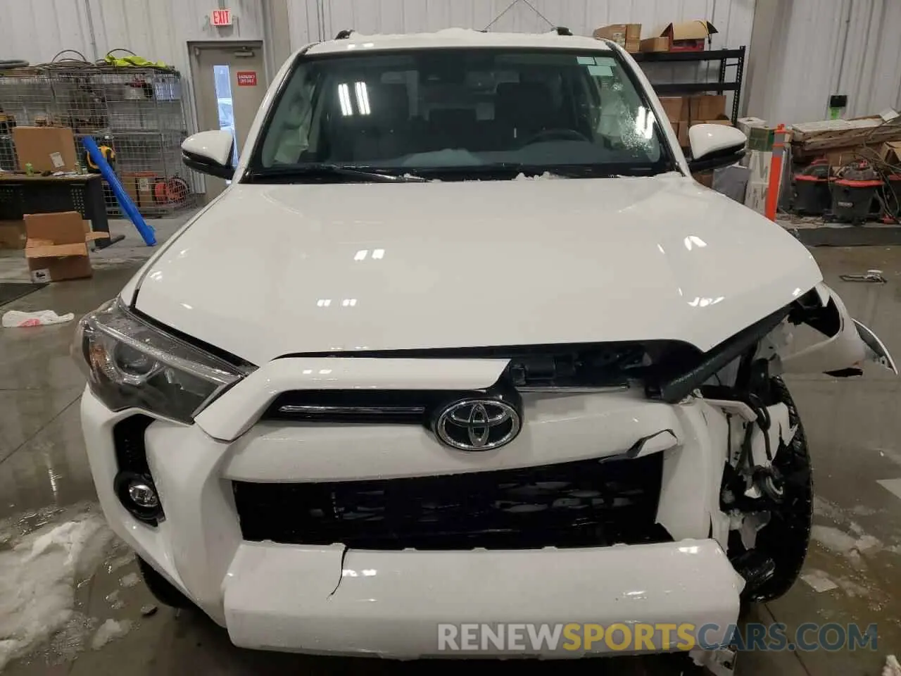 5 Photograph of a damaged car JTENU5JR8R6262830 TOYOTA 4RUNNER 2024