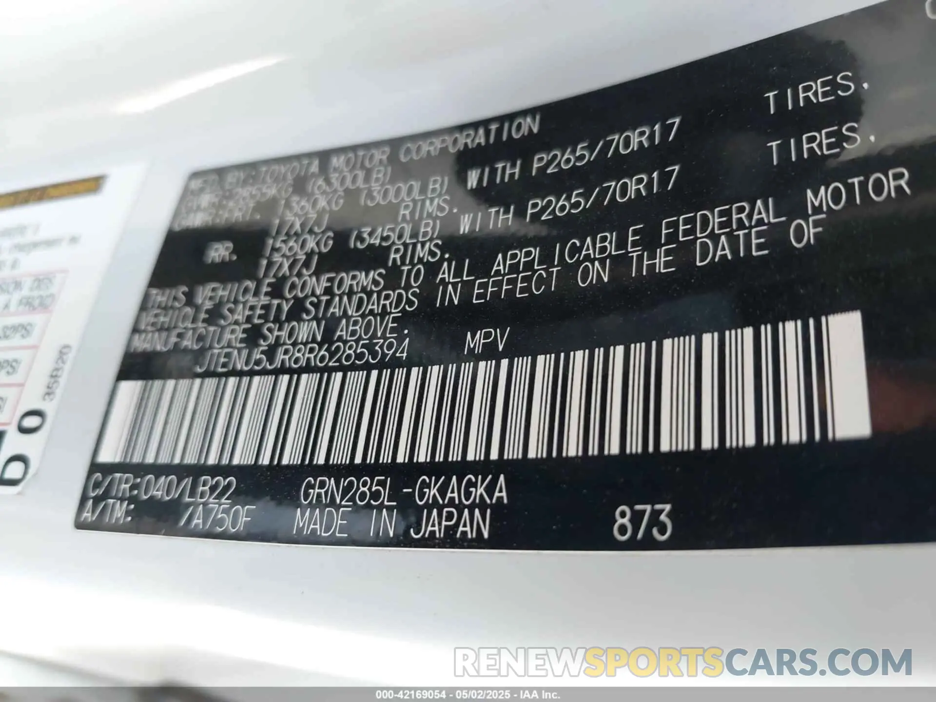 9 Photograph of a damaged car JTENU5JR8R6285394 TOYOTA 4RUNNER 2024