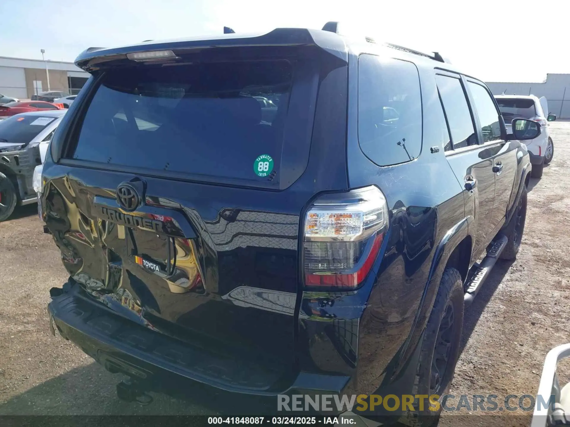 4 Photograph of a damaged car JTENU5JR9R6278437 TOYOTA 4RUNNER 2024